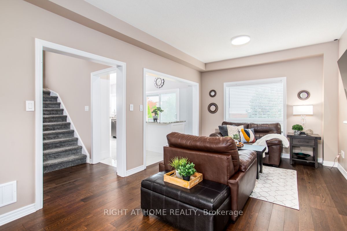 10 Dalrymple Dr