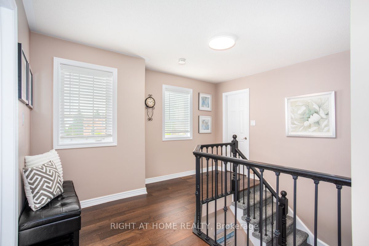 10 Dalrymple Dr