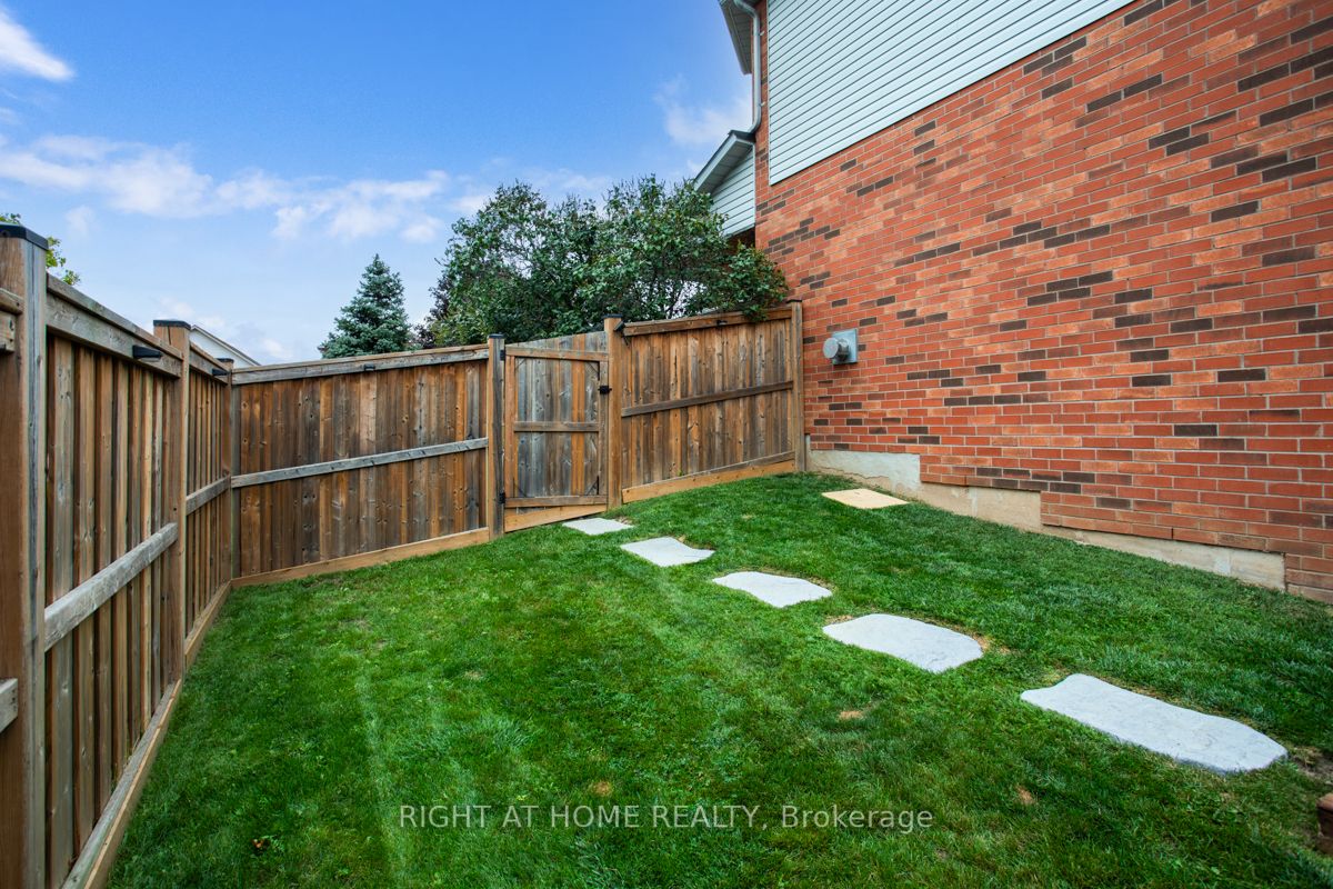 10 Dalrymple Dr