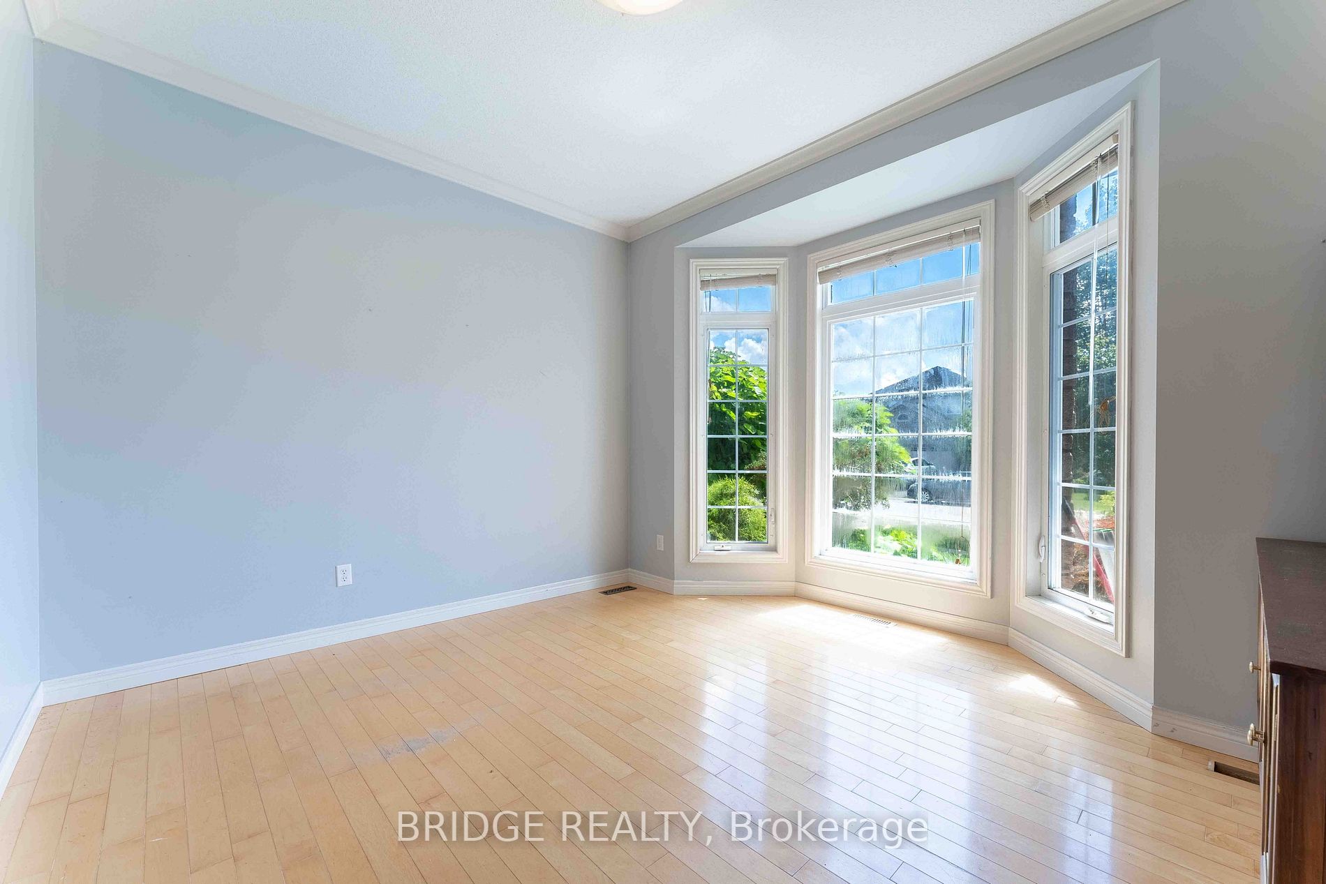 13 Prince Edward Rd