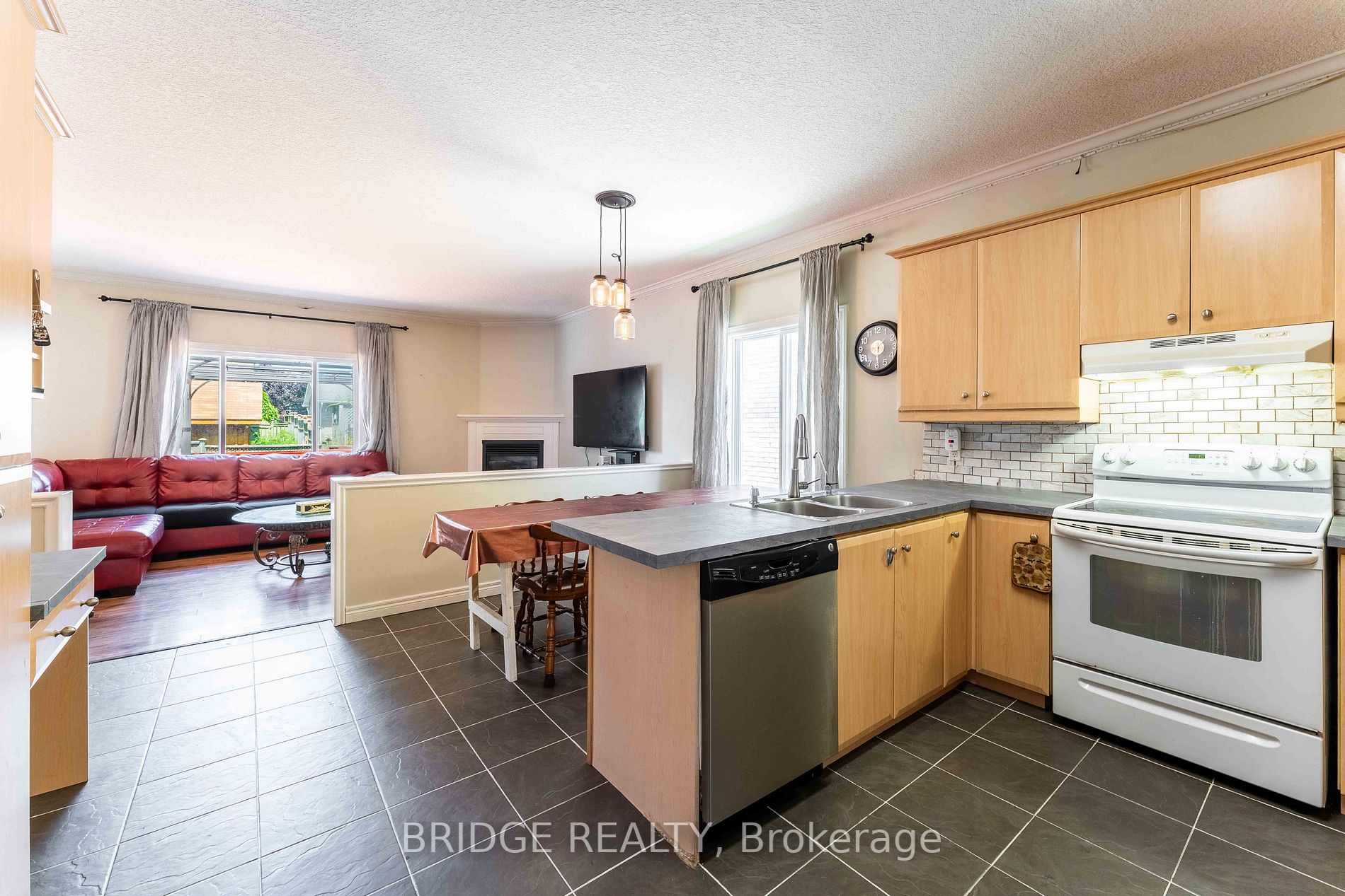 13 Prince Edward Rd