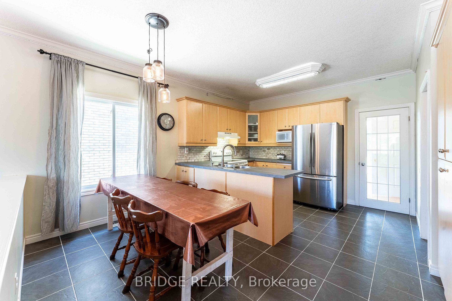 13 Prince Edward Rd
