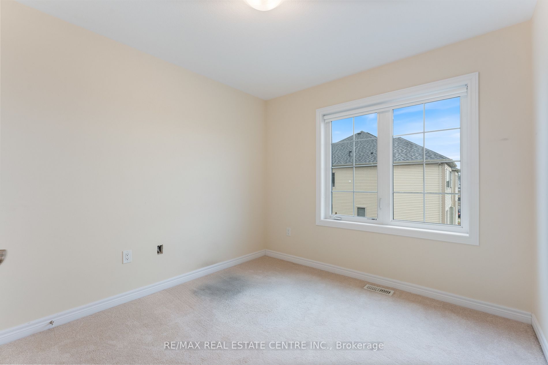 470 Linden Dr, #42