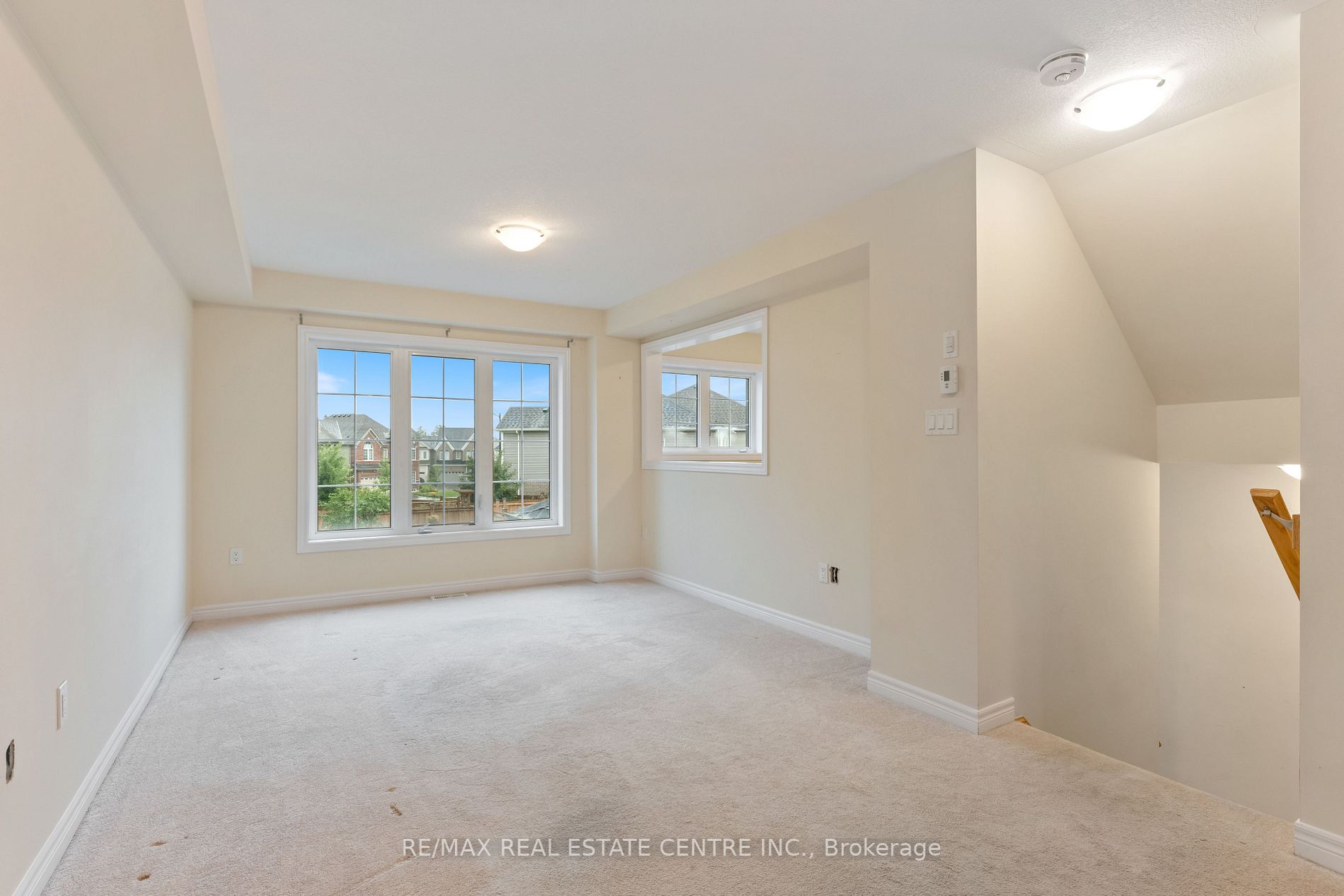 470 Linden Dr, #42