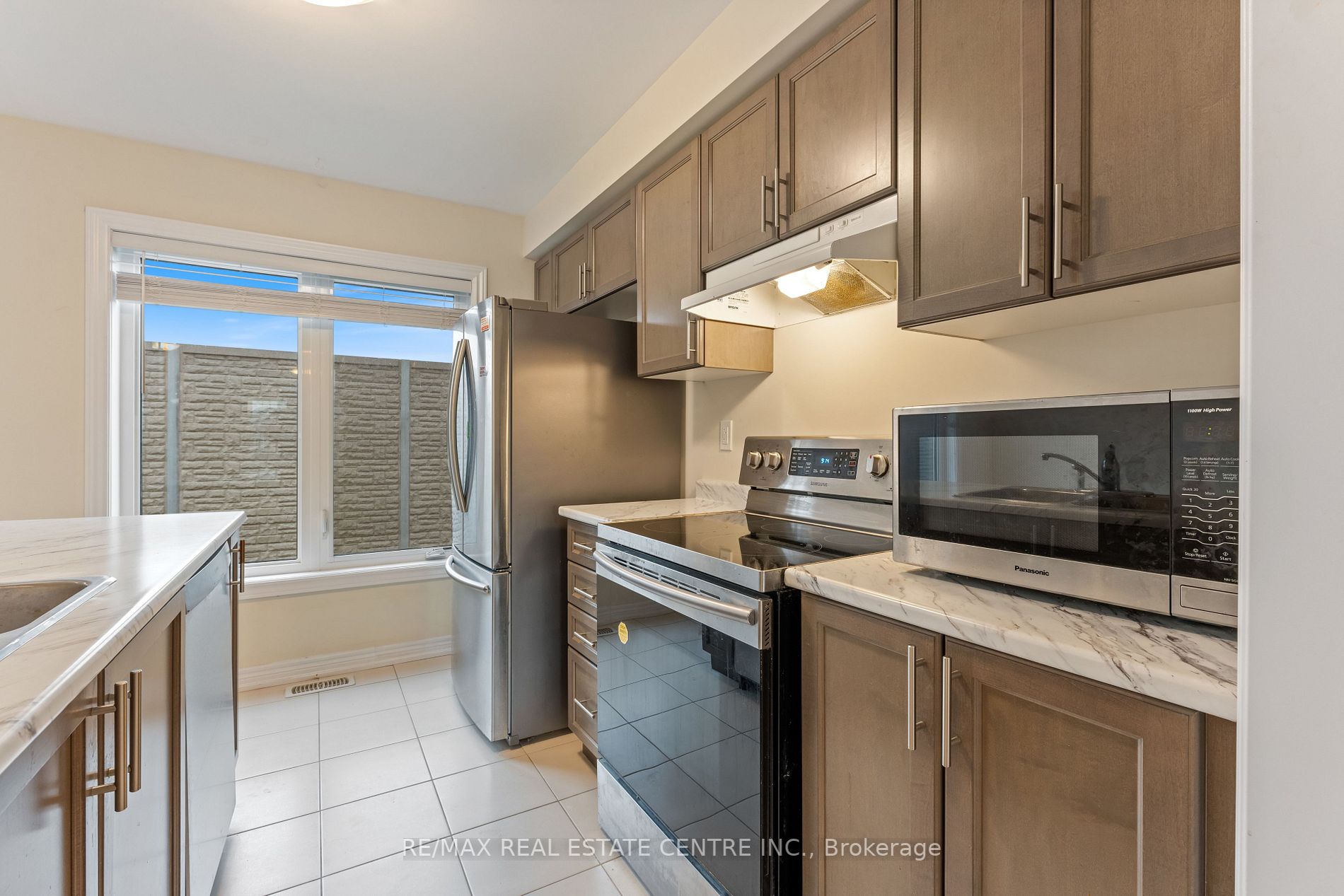470 Linden Dr, #42