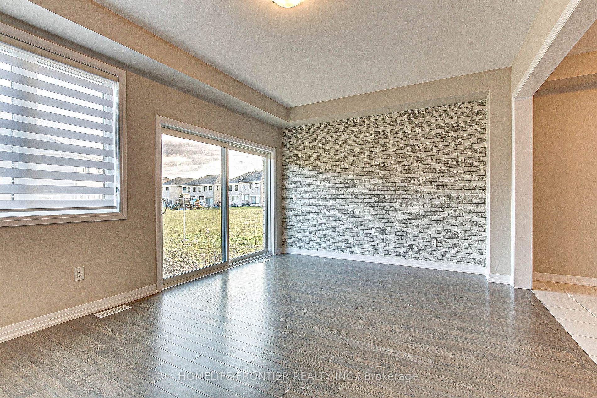 1131 Edinburgh Dr