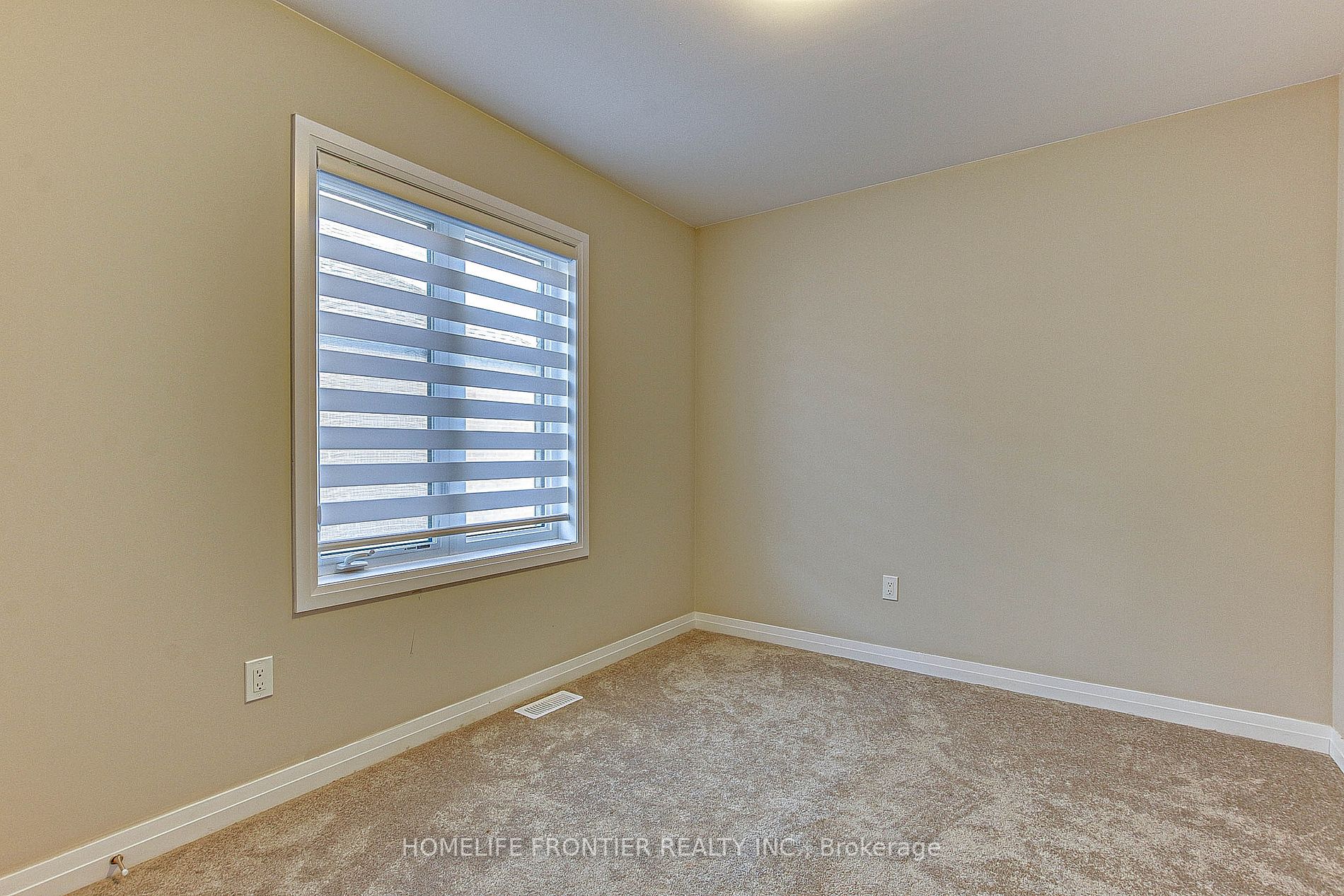 1131 Edinburgh Dr
