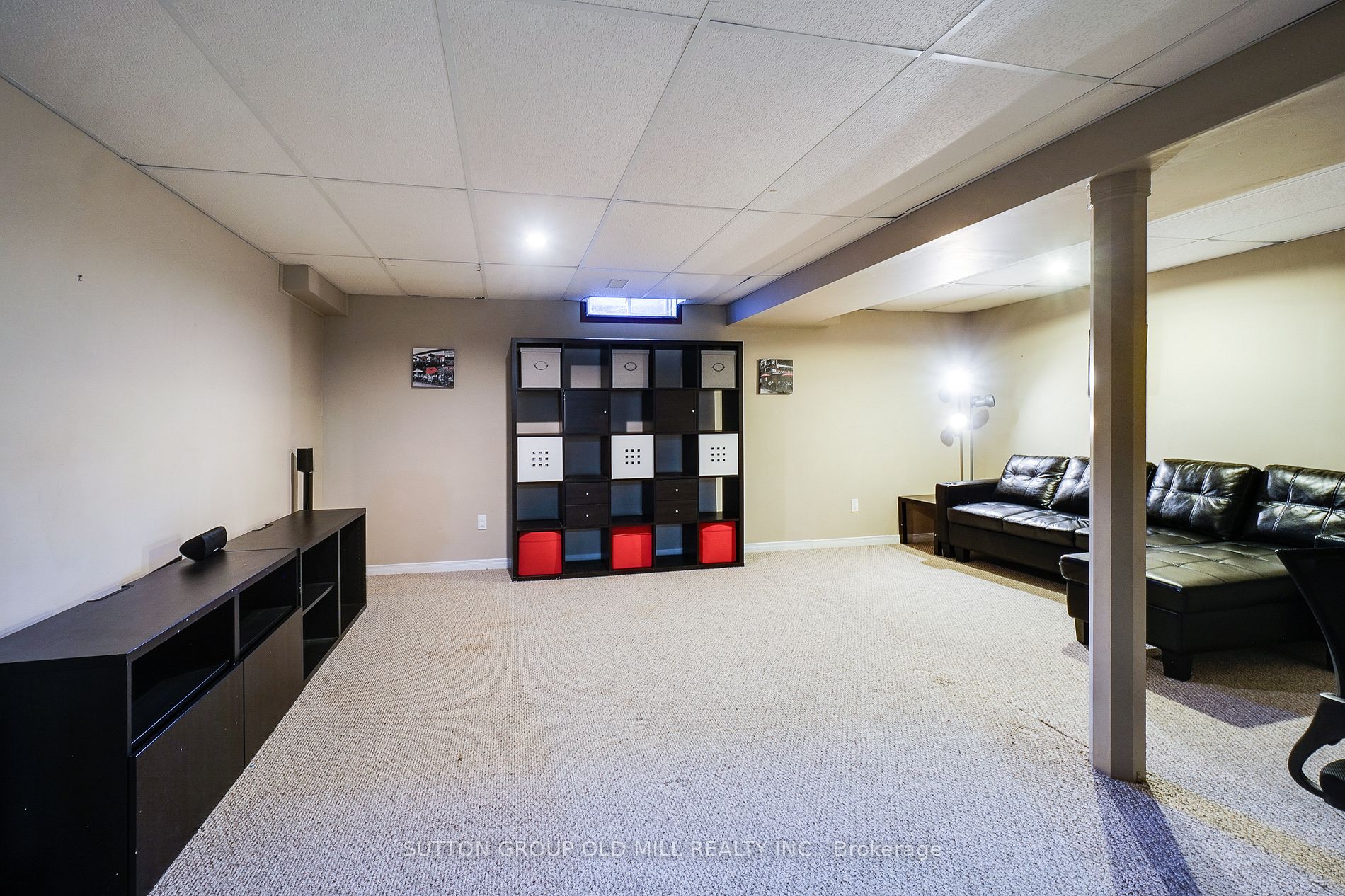 32 Magnolia Cres