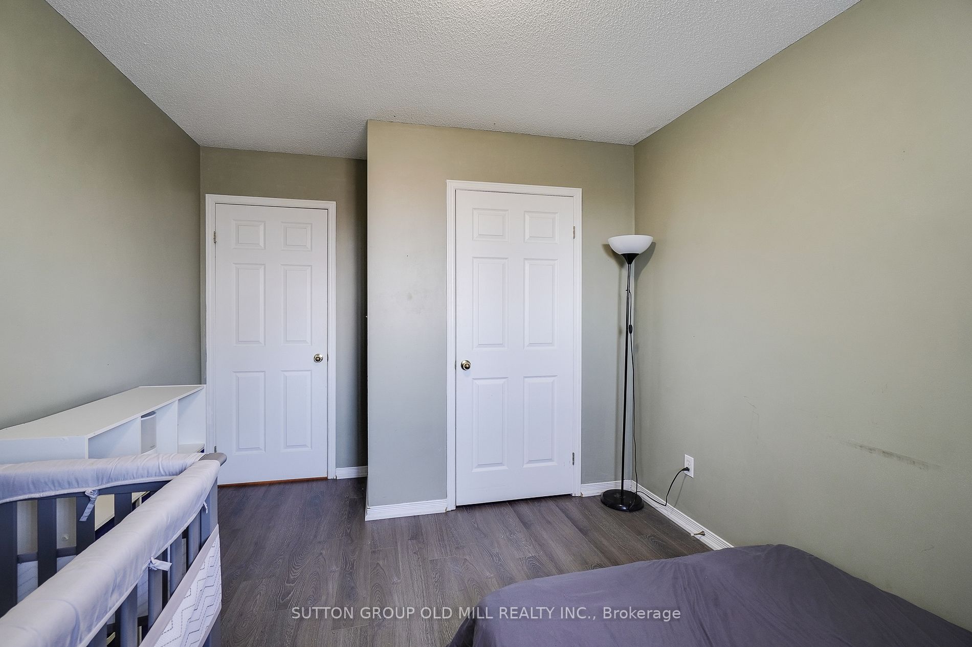 32 Magnolia Cres