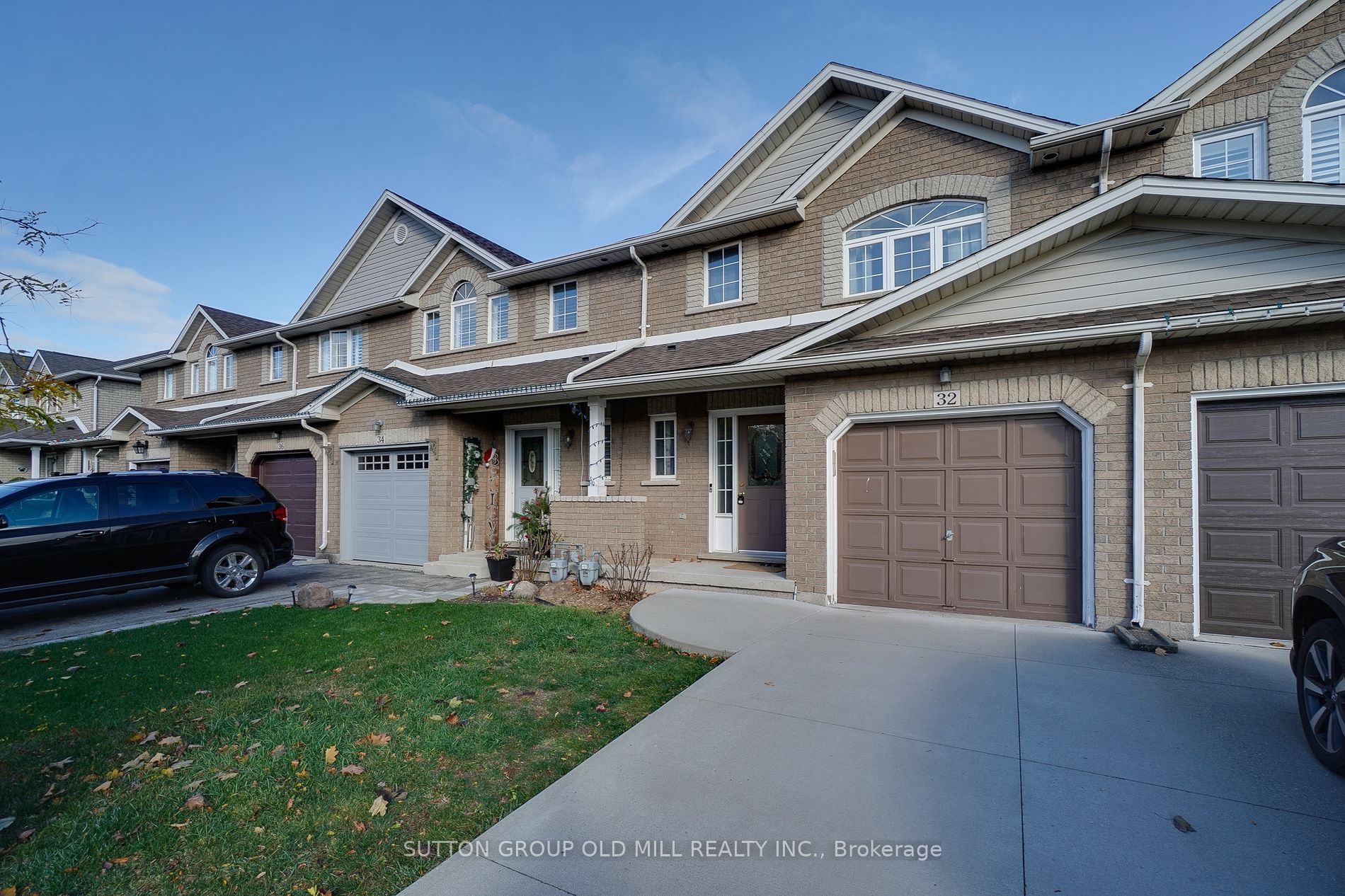 32 Magnolia Cres