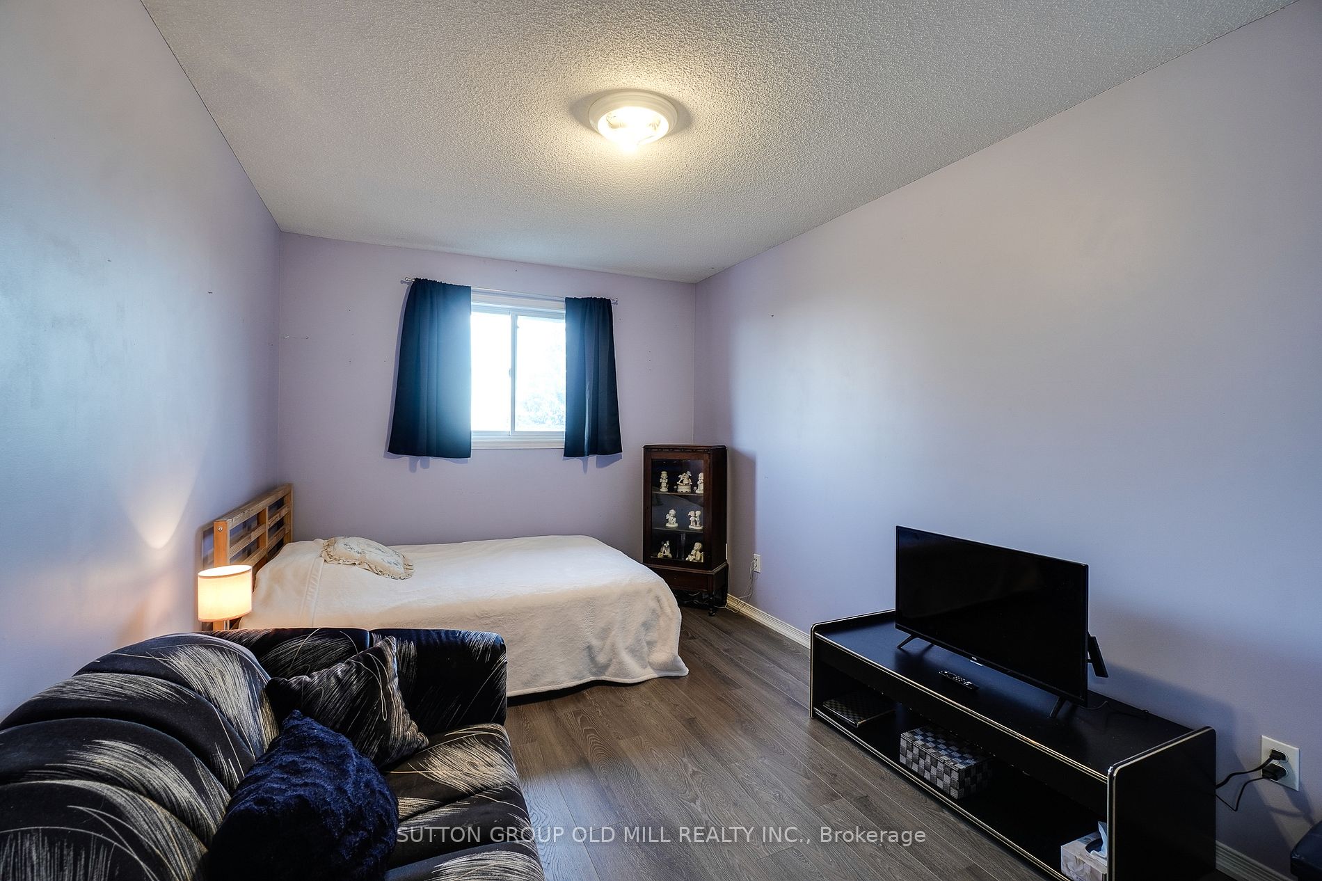 32 Magnolia Cres