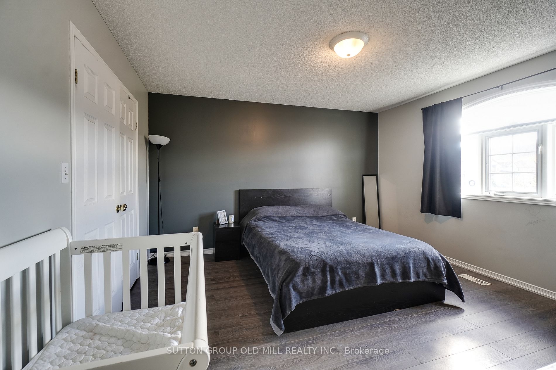 32 Magnolia Cres