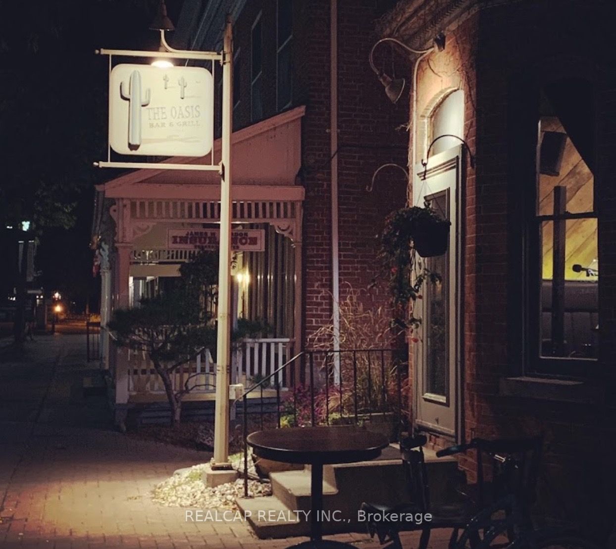 31 King St E