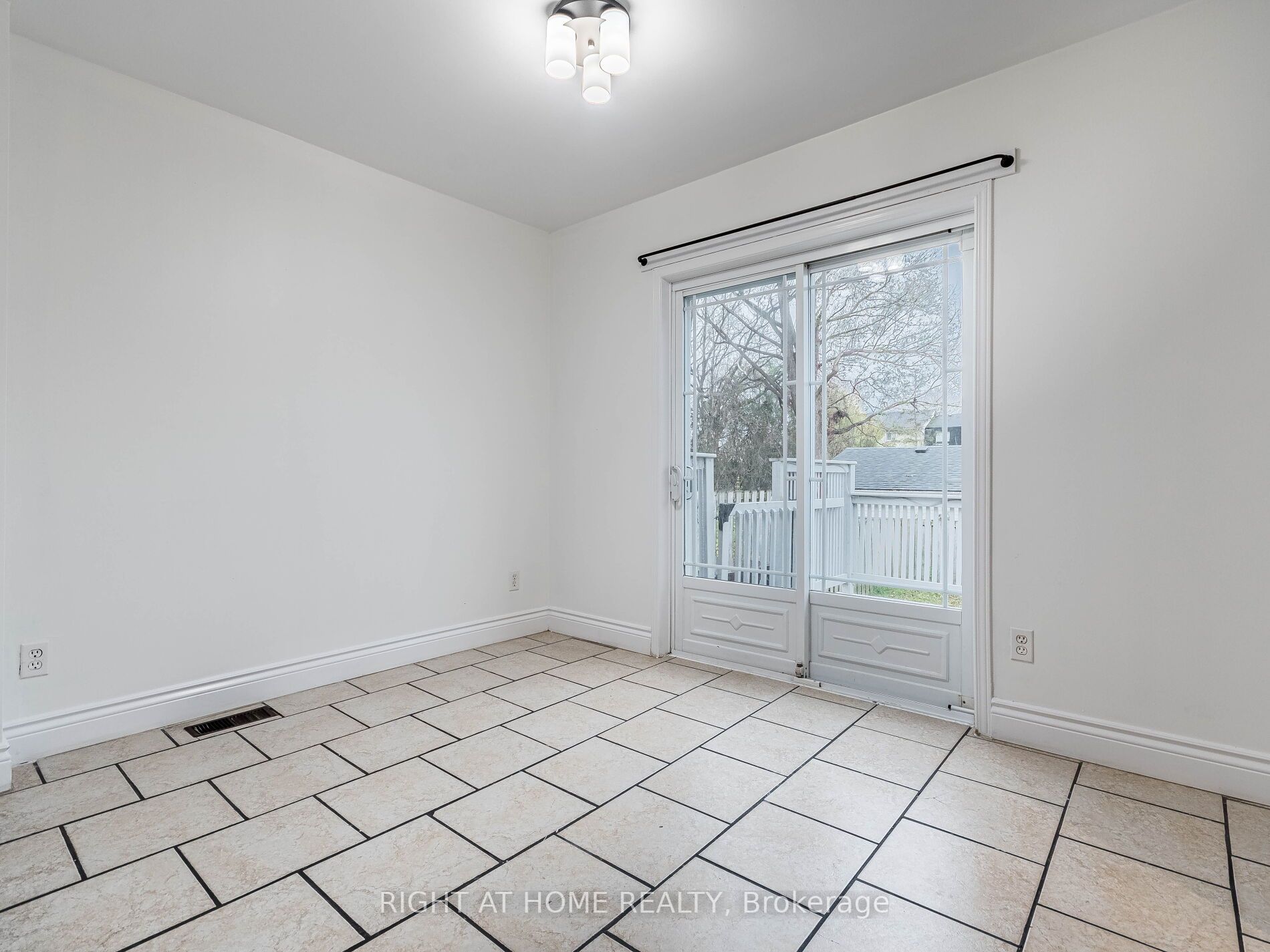 9 Kehl St
