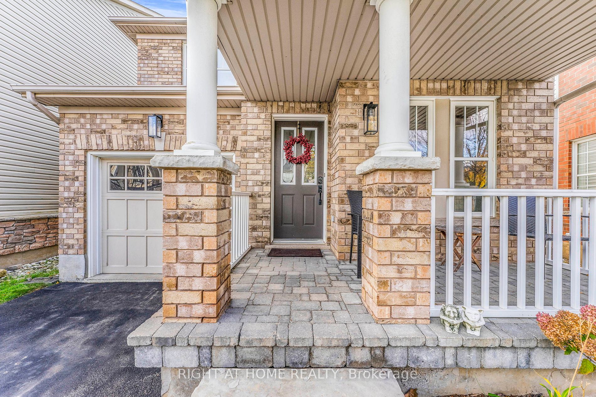 68 Buttercup Cres