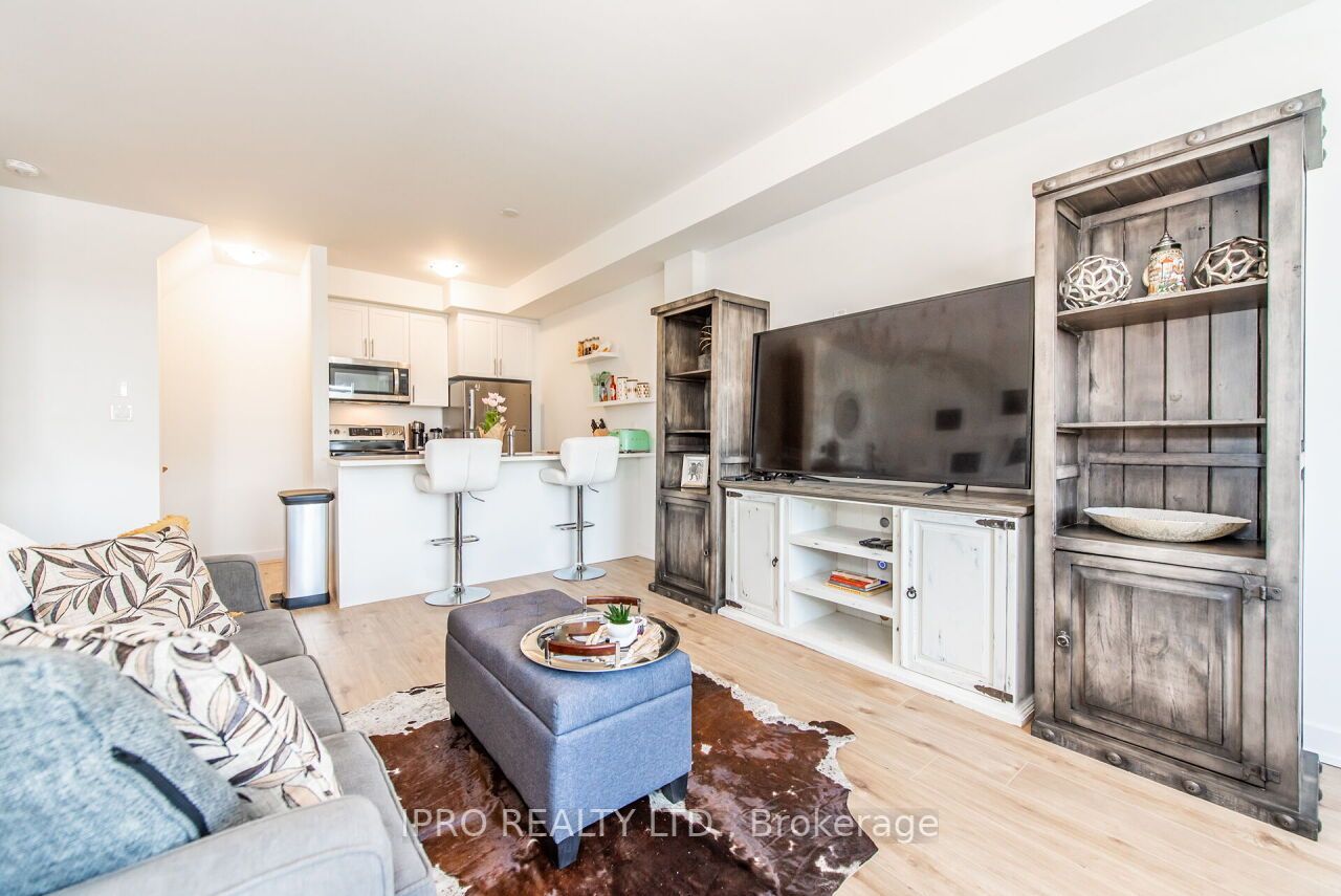 590 North Service Rd, #46