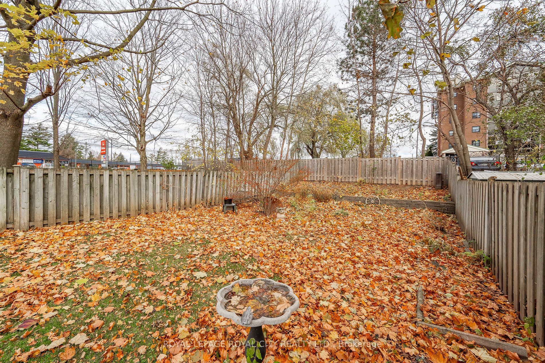 6 Windermere Crt