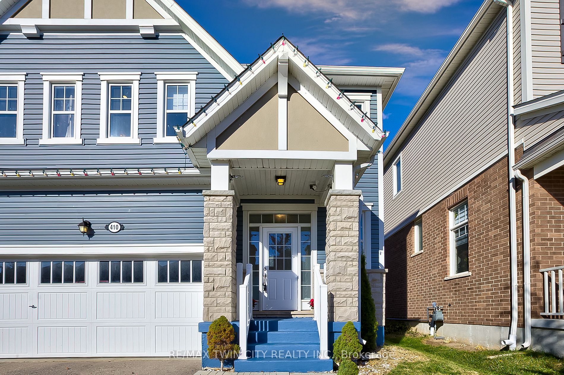 410 Grovehill Cres