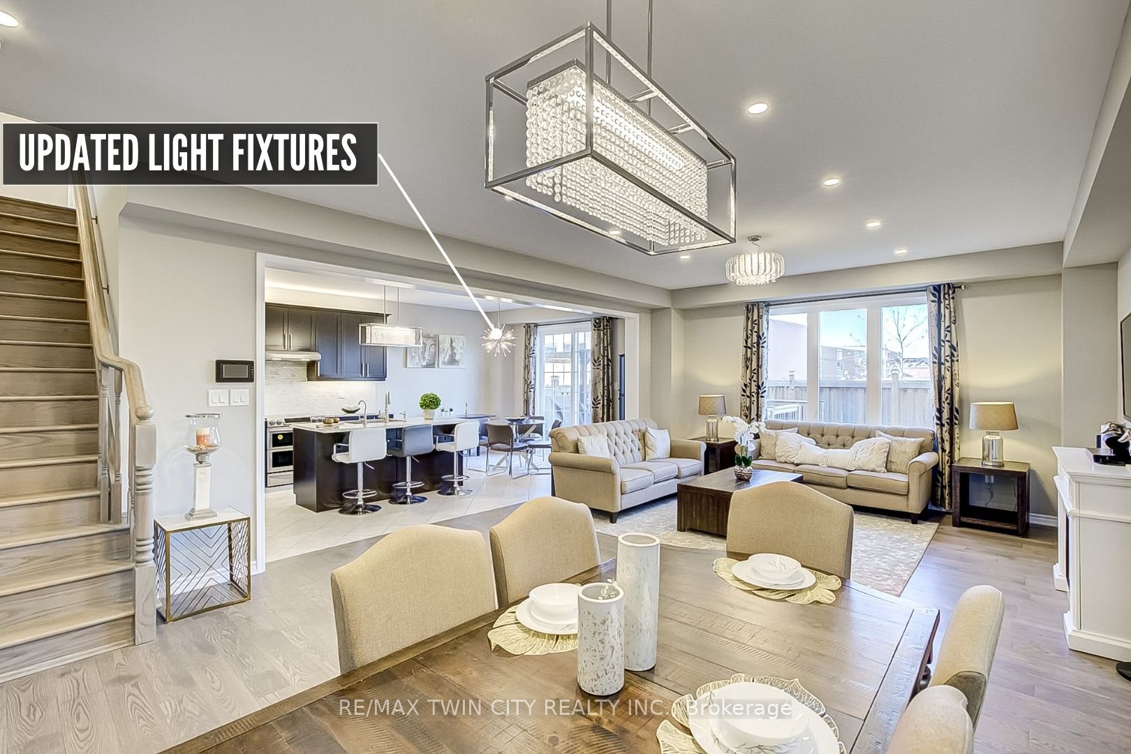 410 Grovehill Cres