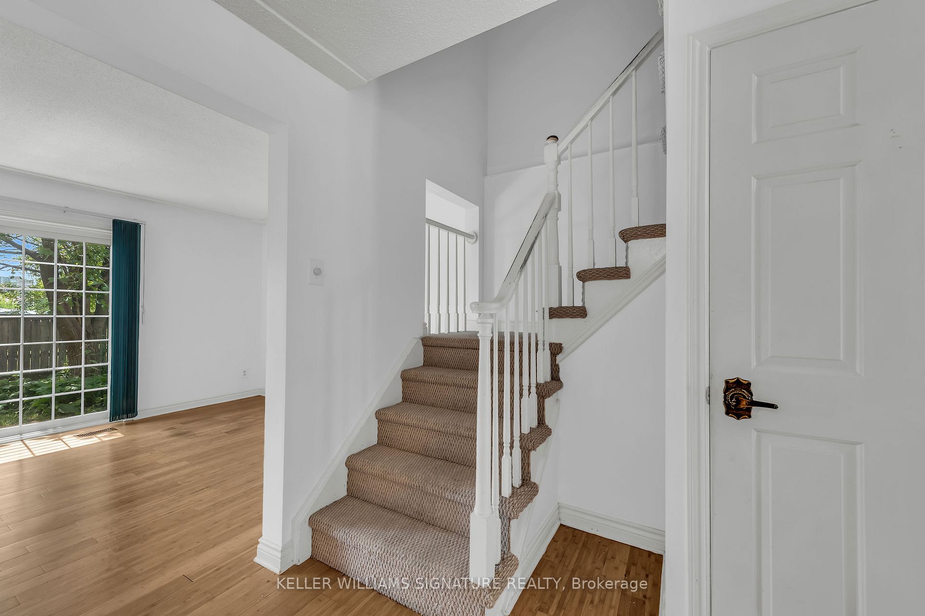409 Vine St, #3