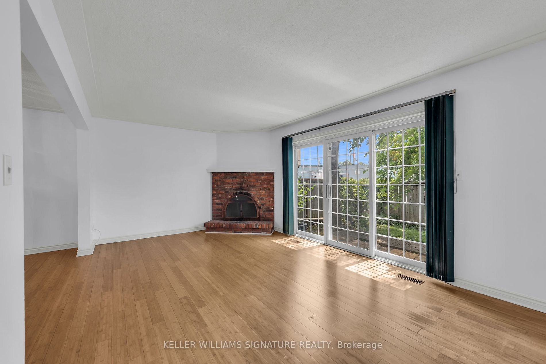 409 Vine St, #3