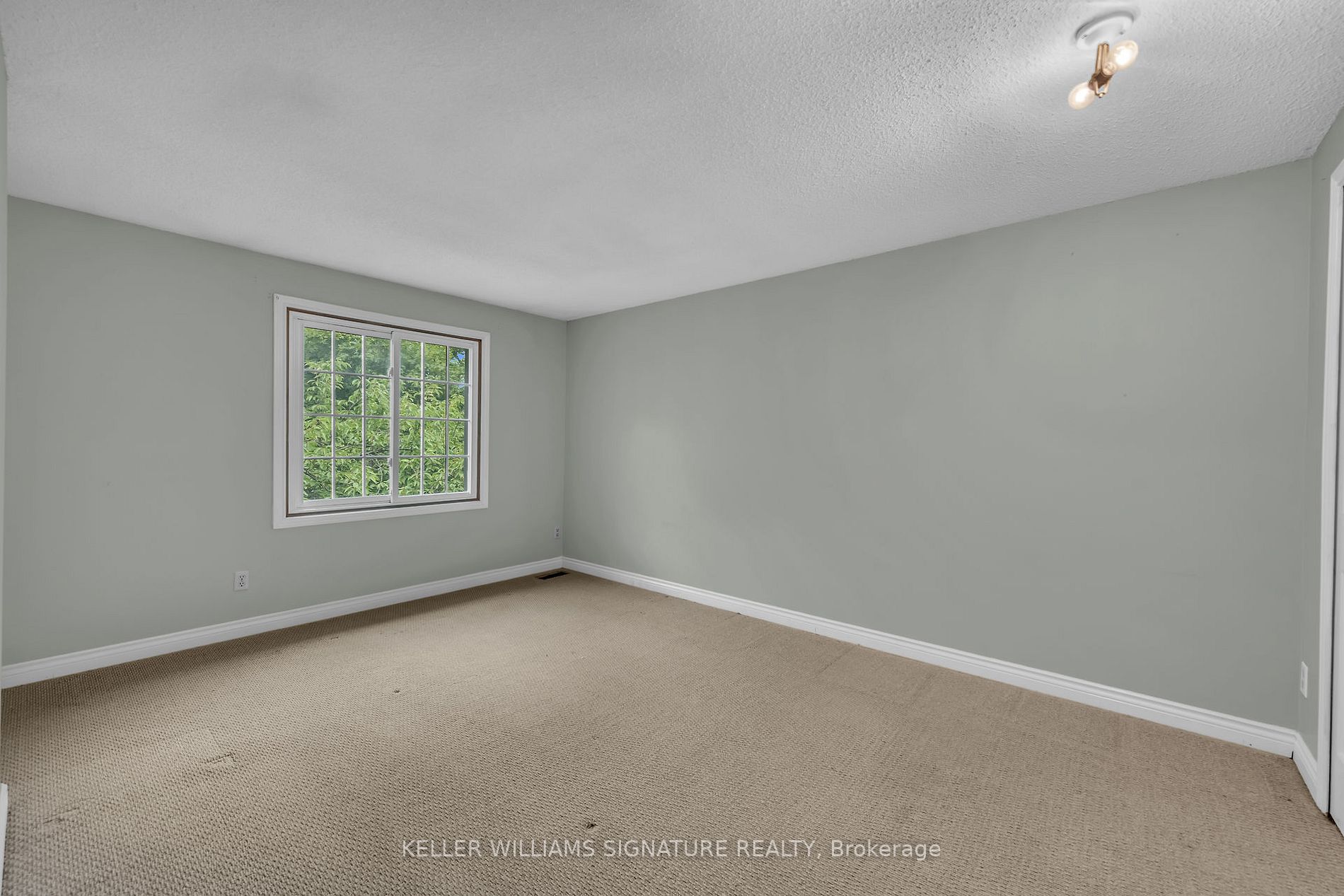 409 Vine St, #3