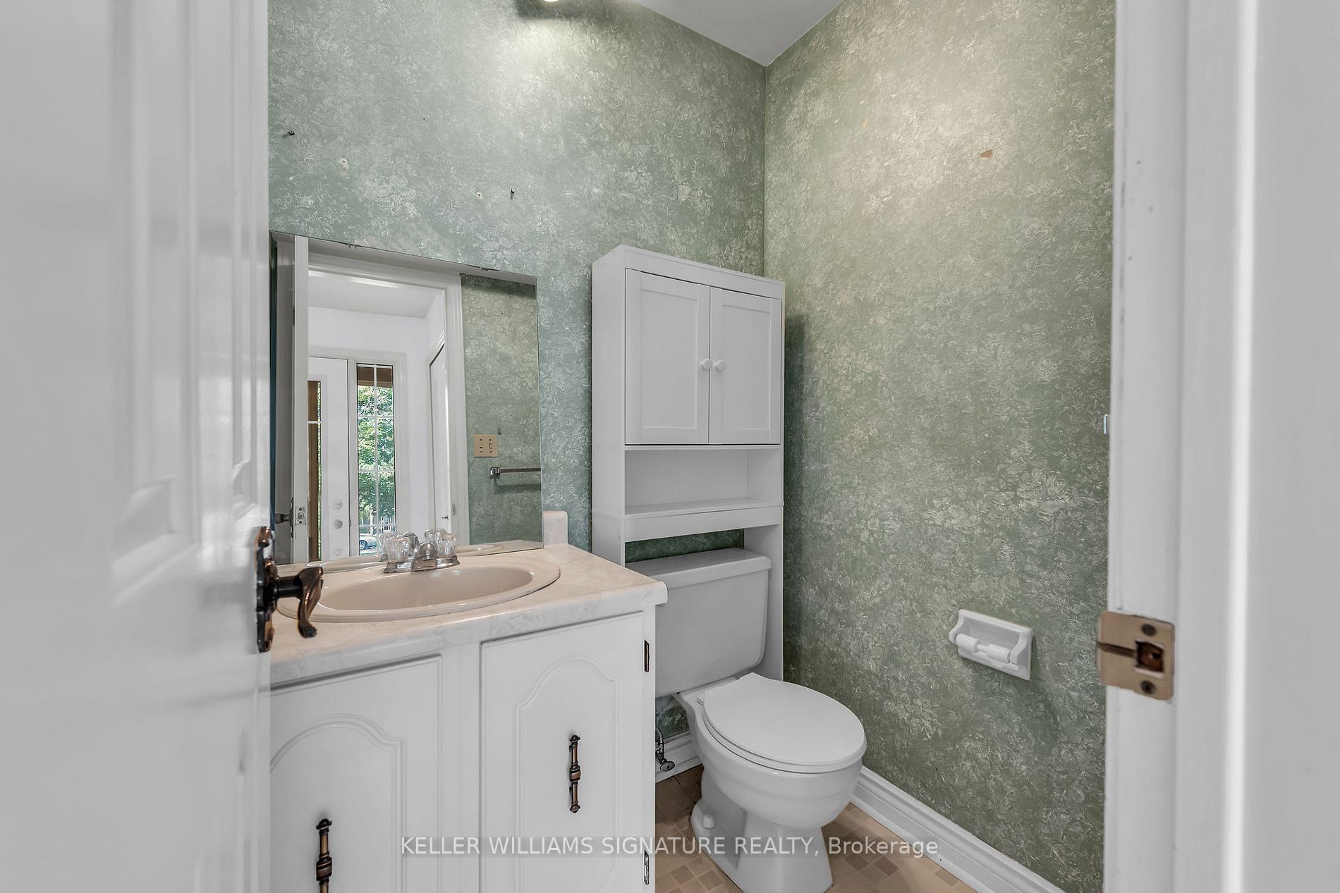 409 Vine St, #3