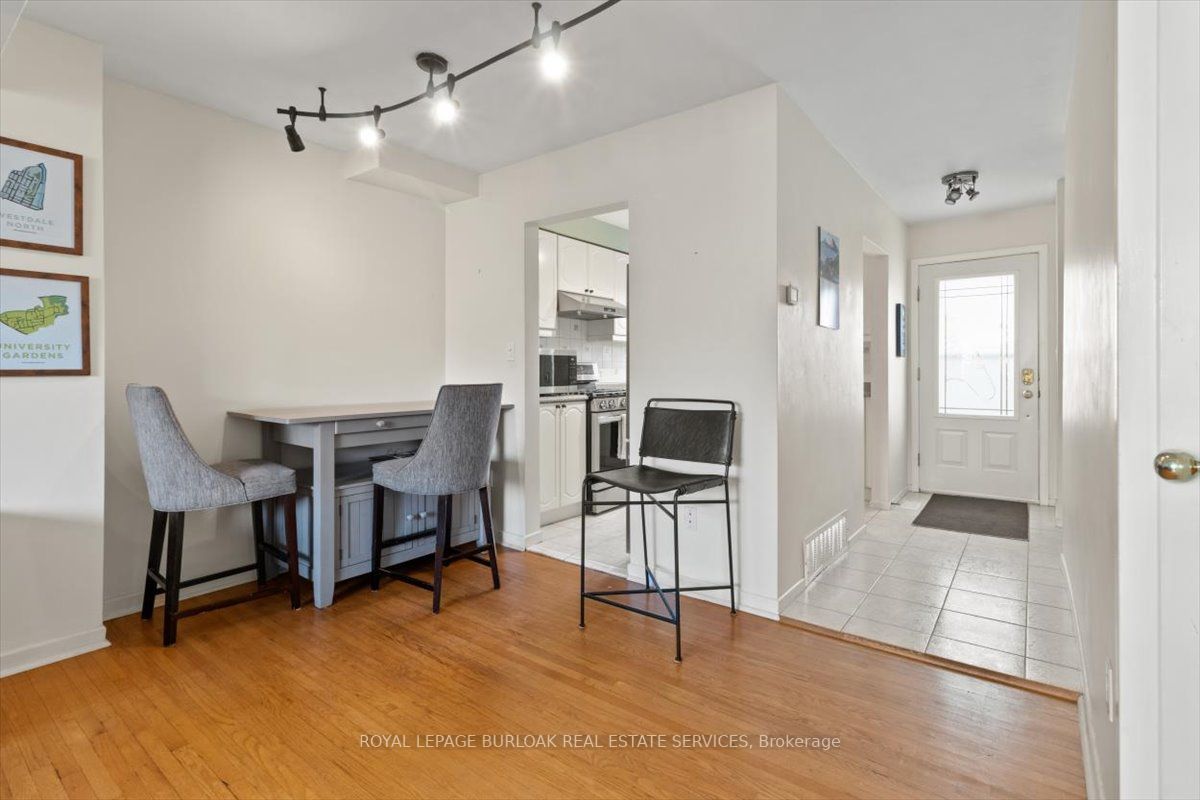 11 Colmar Pl, #2