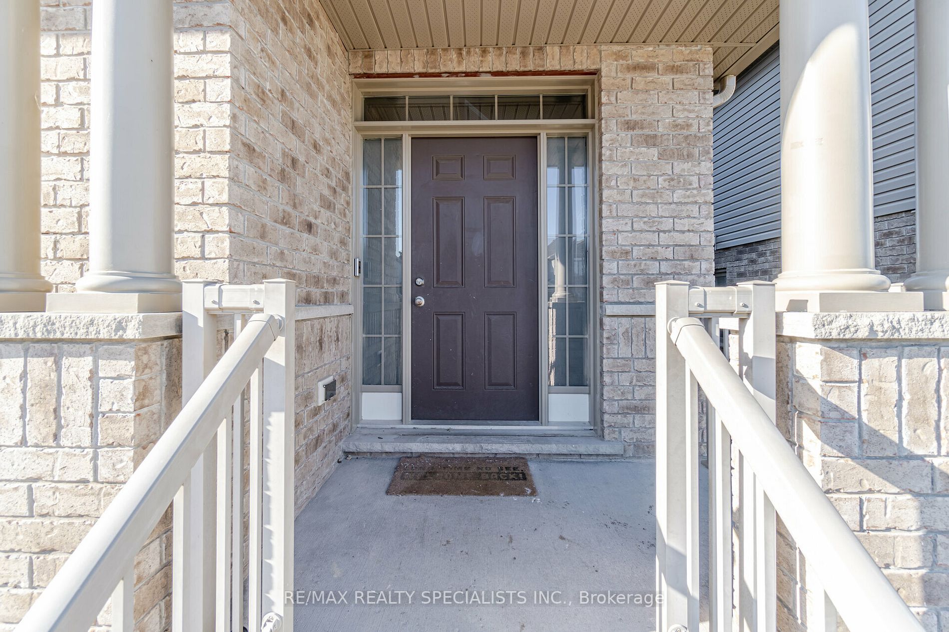 473 Avens St
