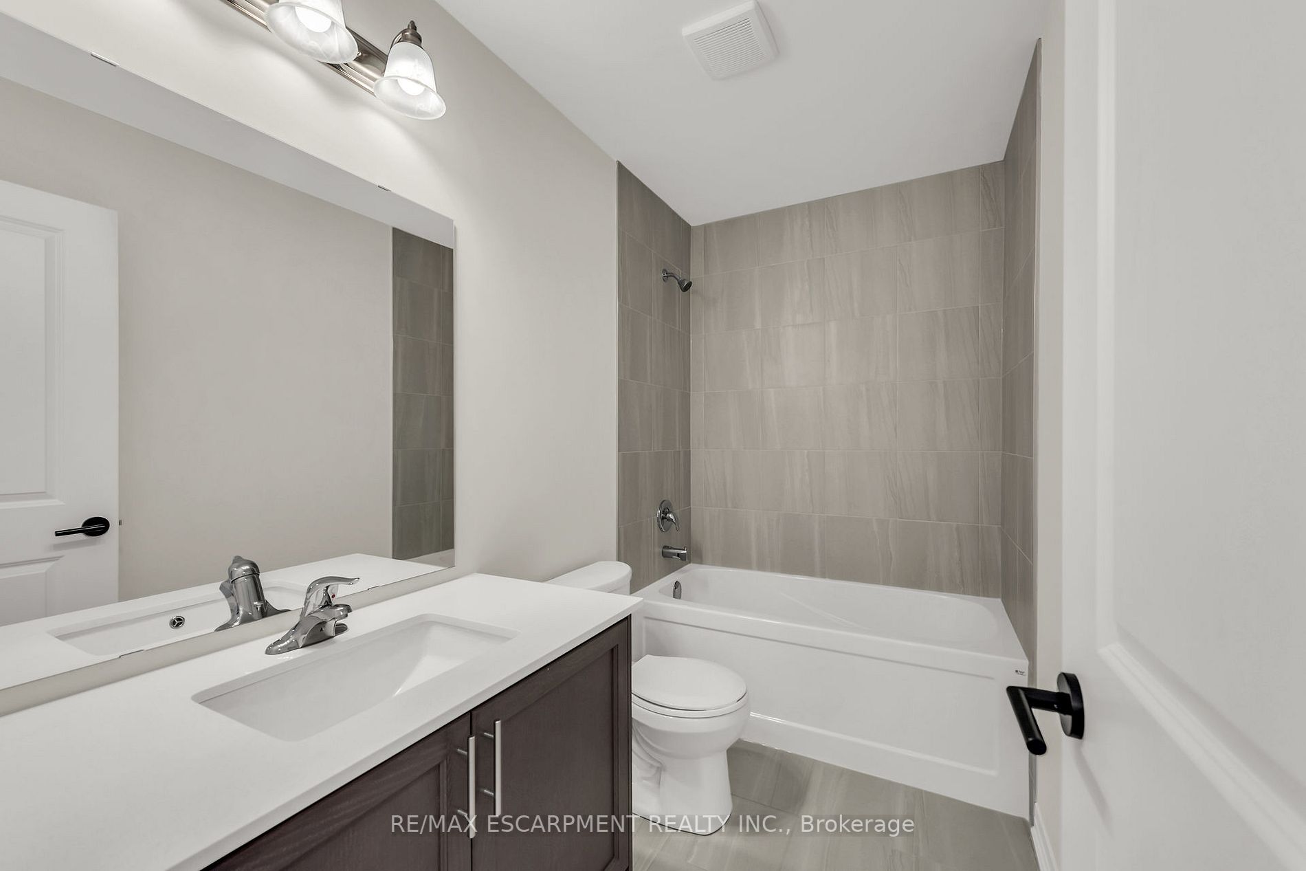 187 Wilson St, #19