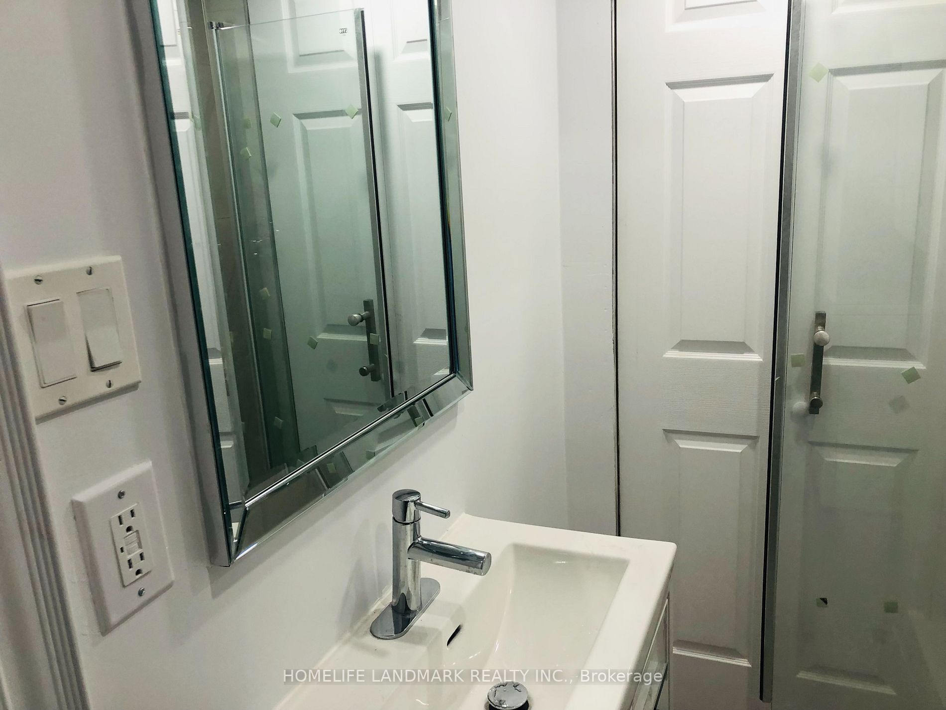 24 James St, #204