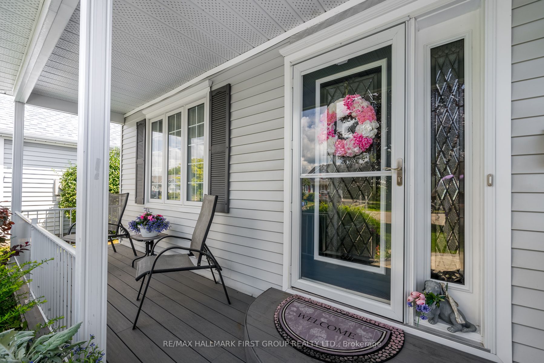 21 Lockwood Dr