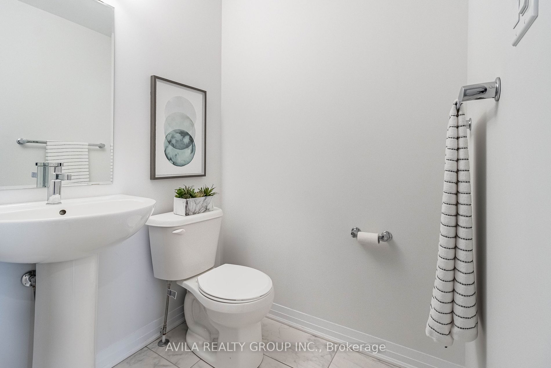51 Sparrow Ave, #38