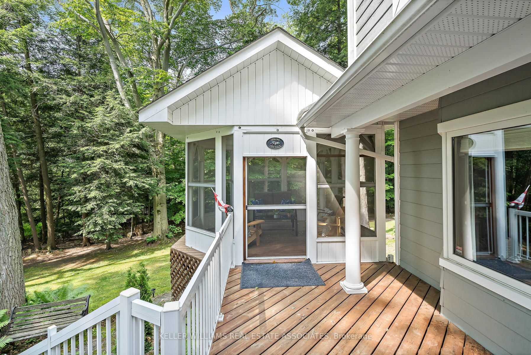 13 Erinwood Dr