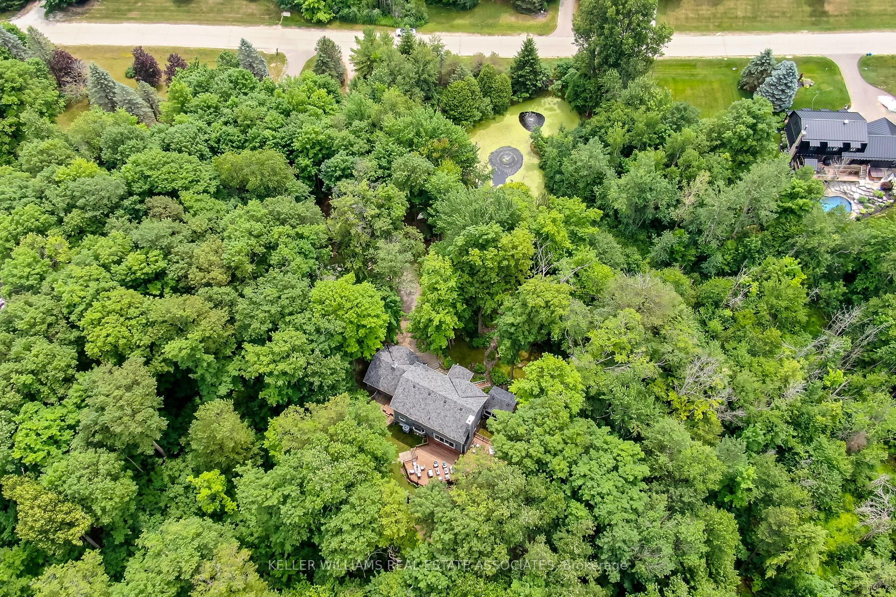 13 Erinwood Dr