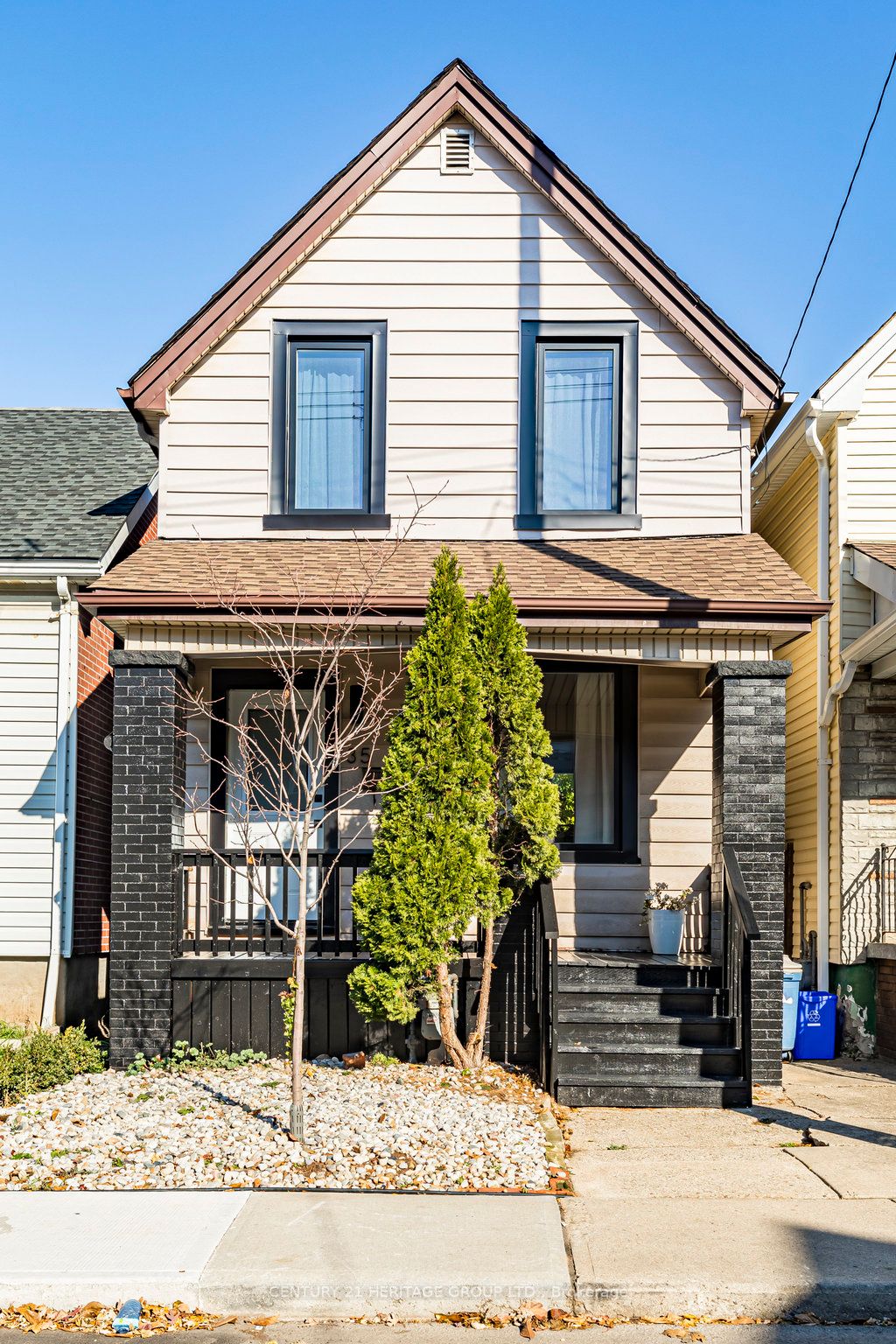 35 Francis St