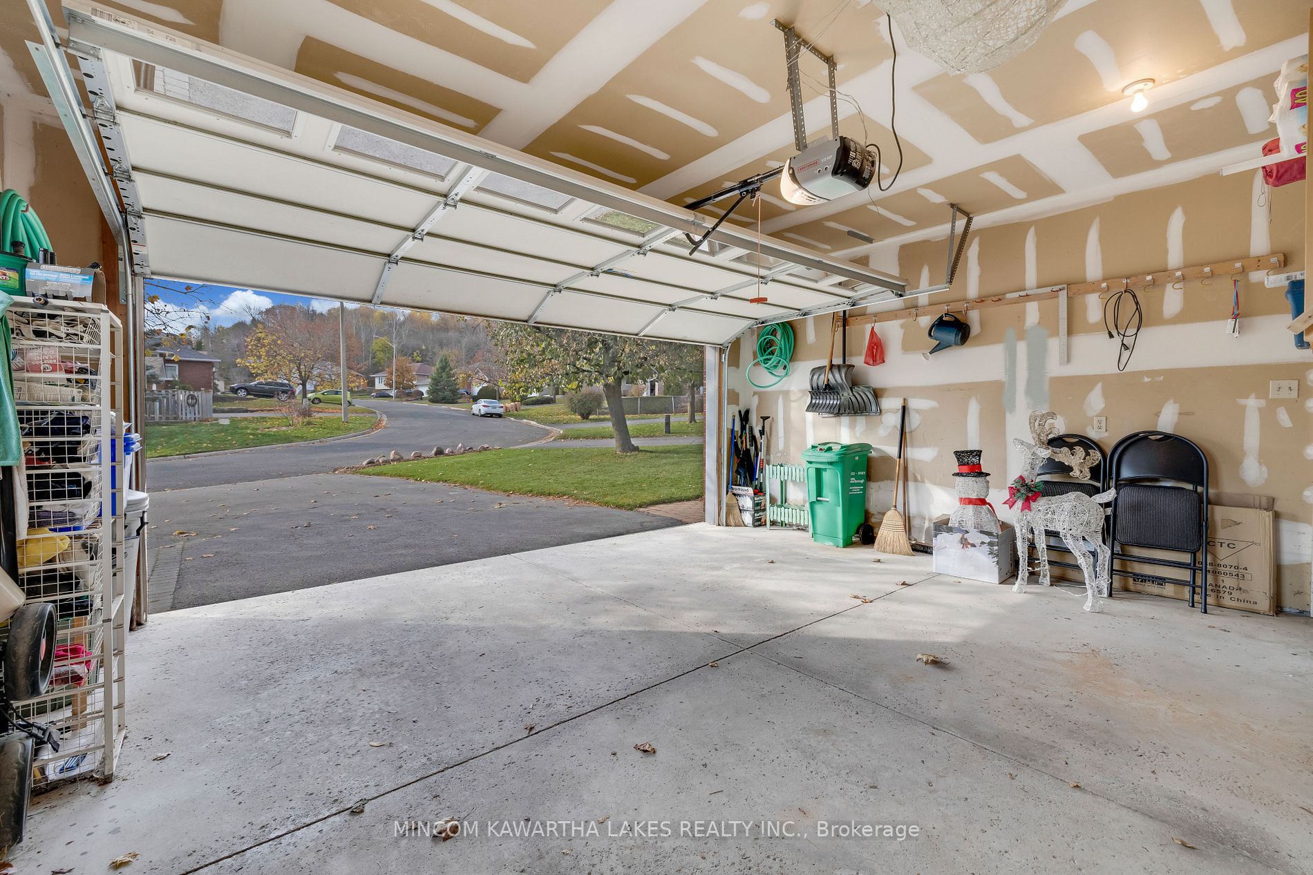 1052 Afton Rd