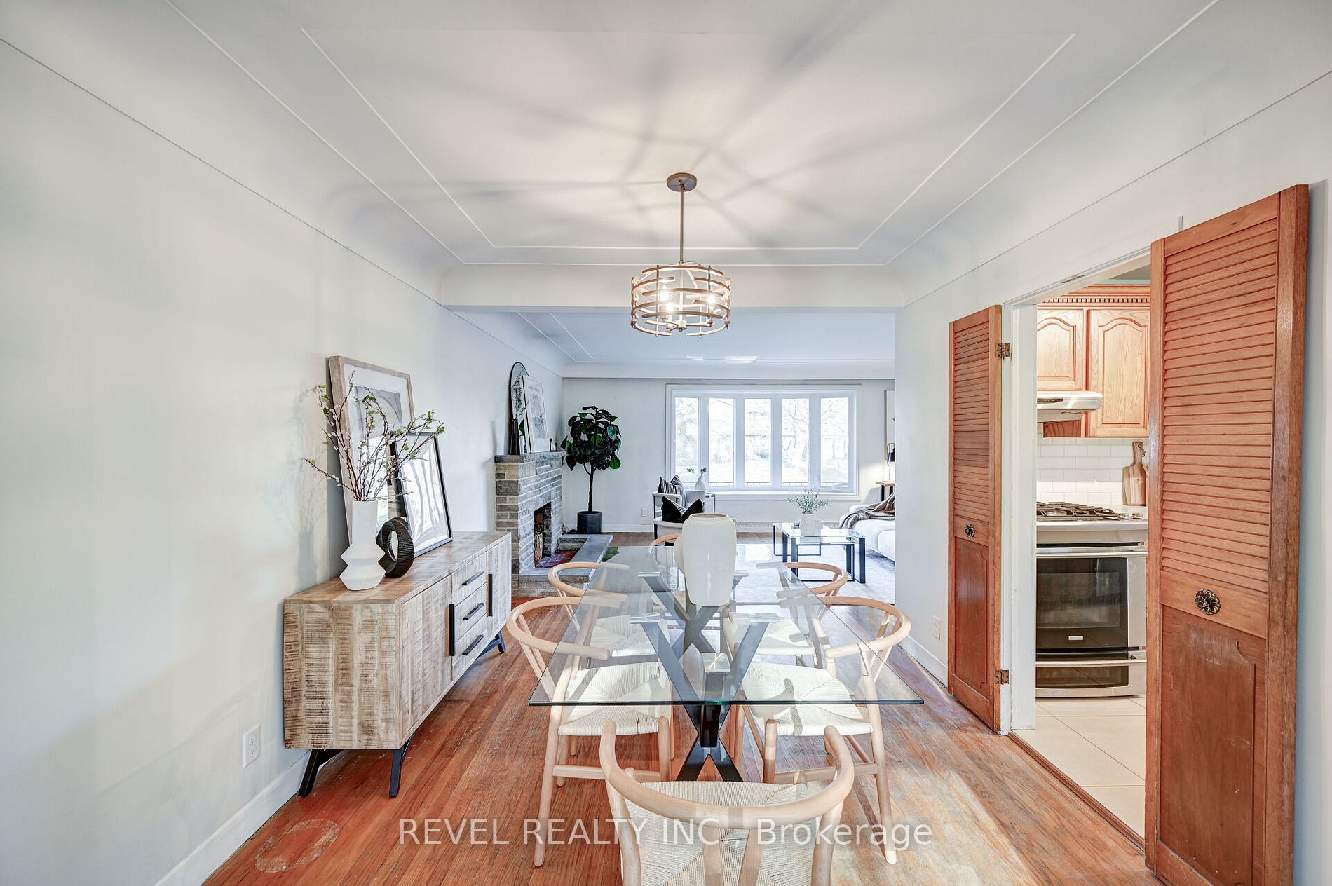 3 Dundana Ave
