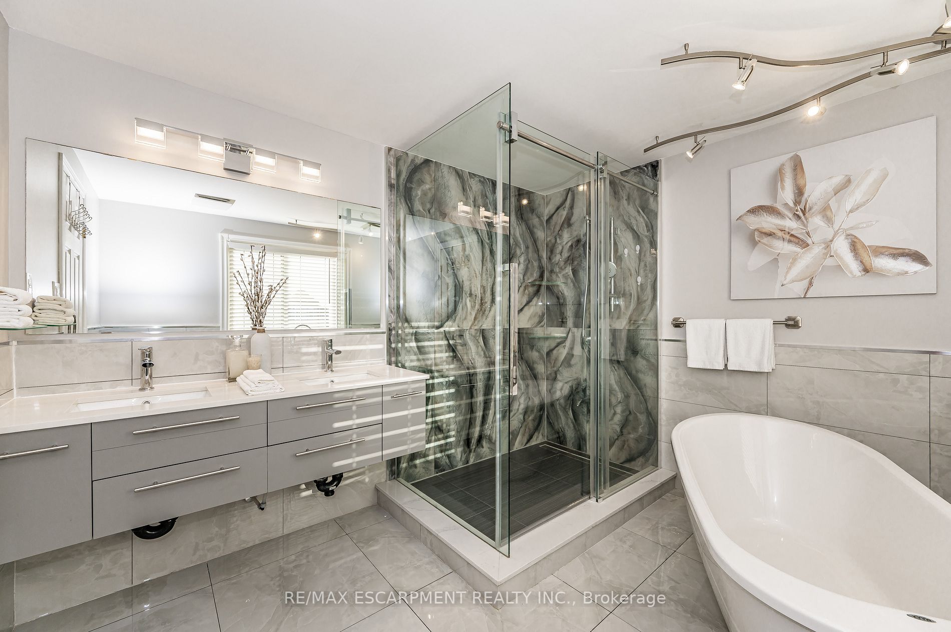 6 Paulstown Cres