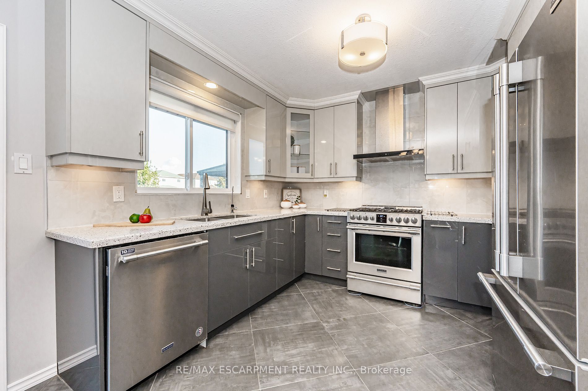 6 Paulstown Cres