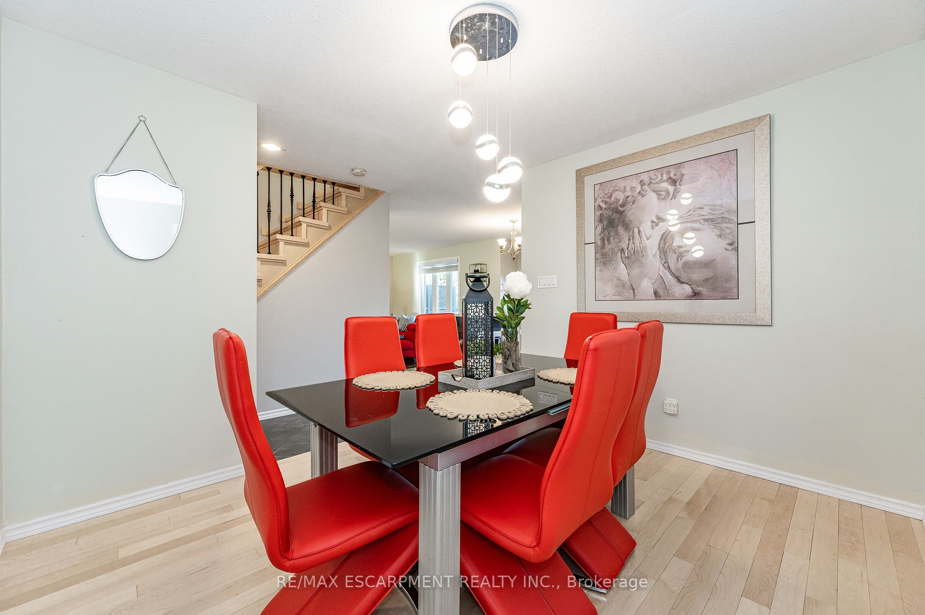 6 Paulstown Cres