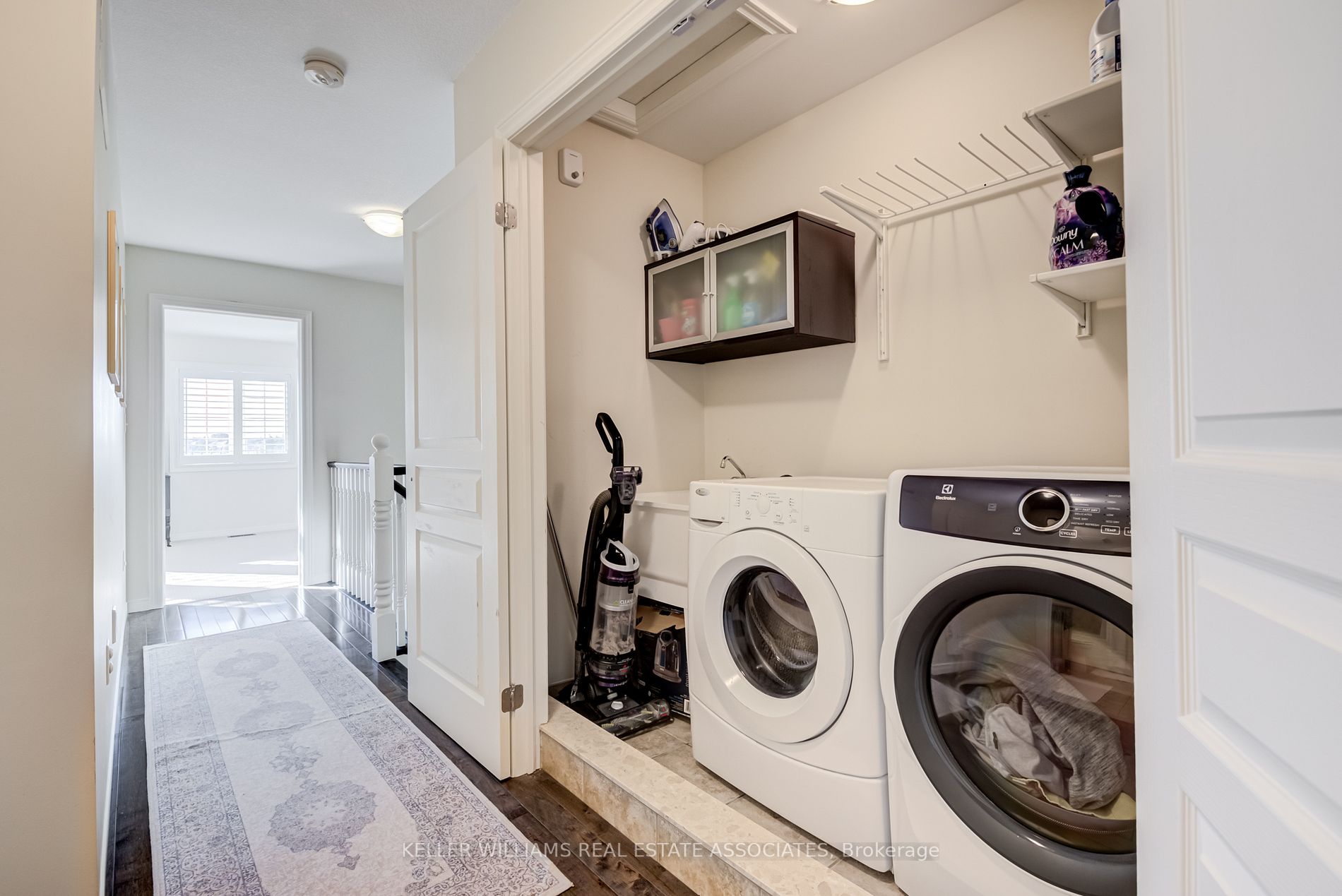370 Stonehenge Dr, #17