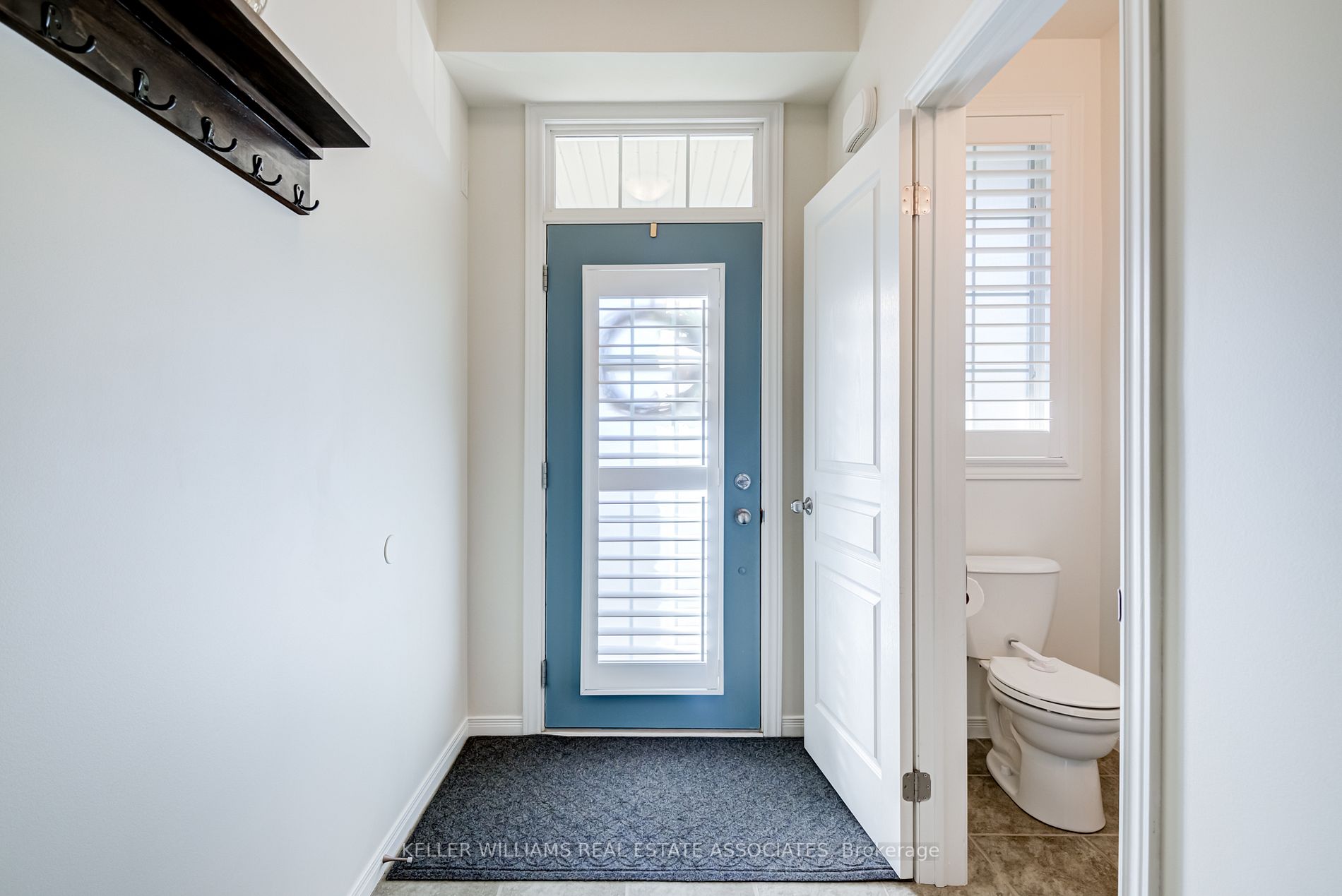 370 Stonehenge Dr, #17