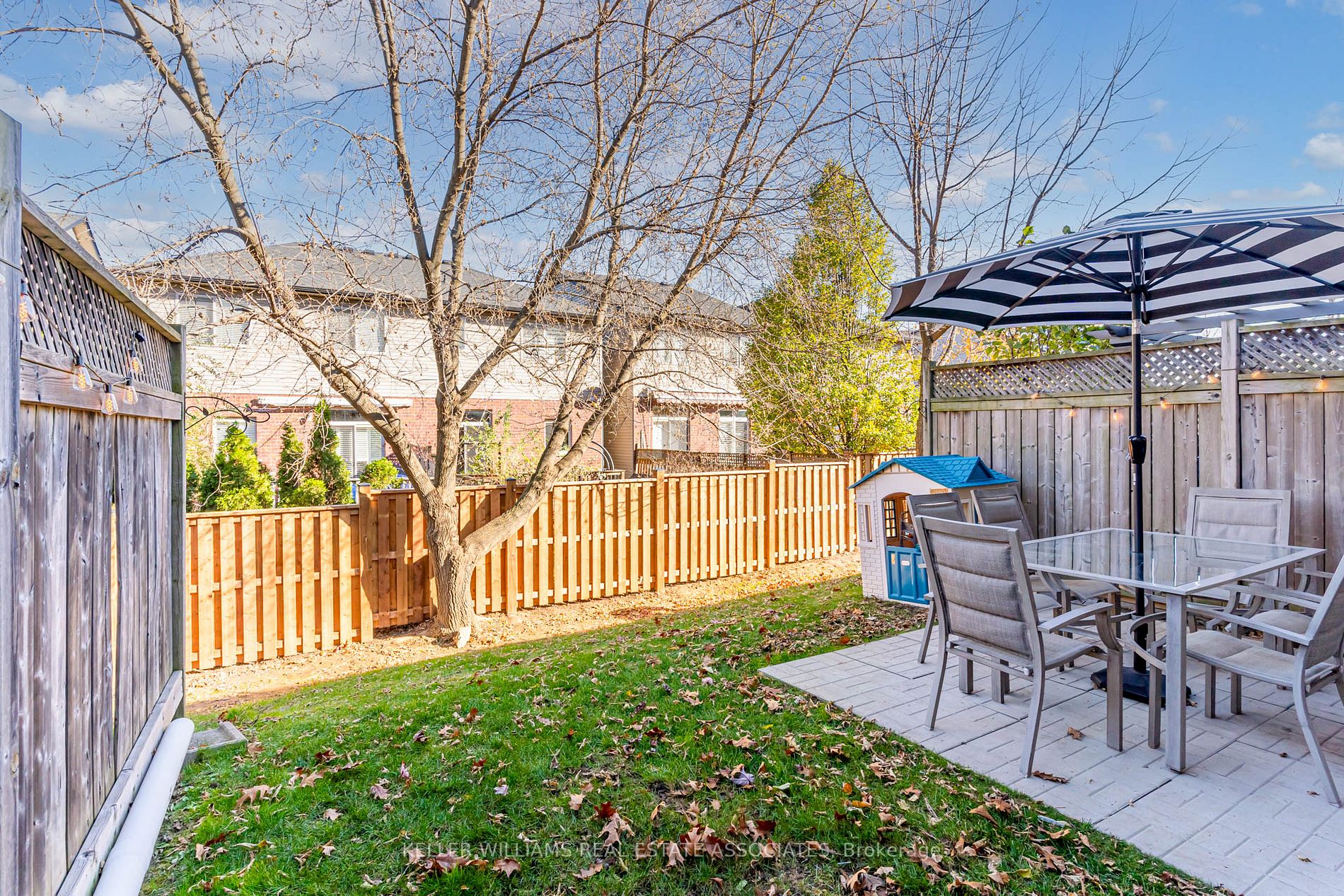 370 Stonehenge Dr, #17