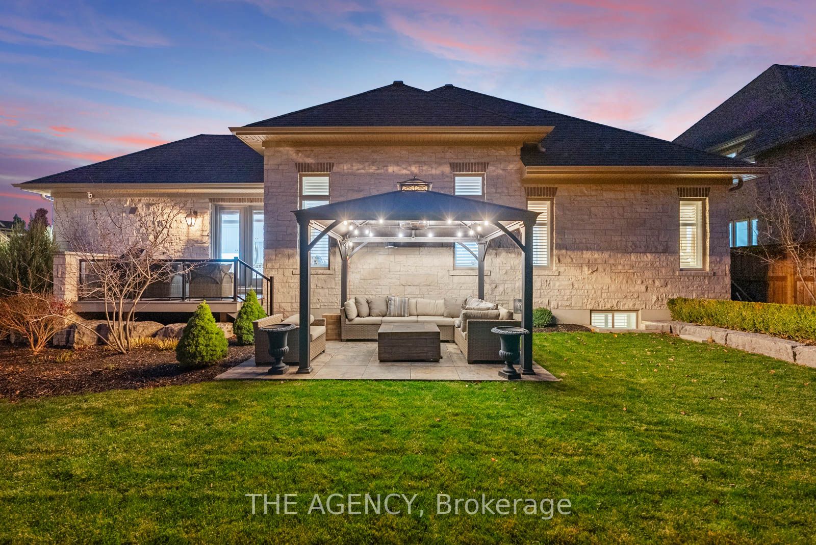 490 Deer Ridge Dr