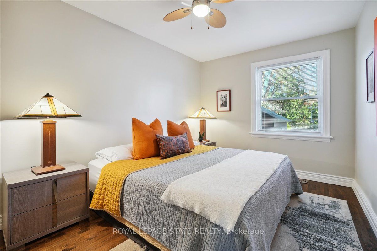 56 Uplands Ave