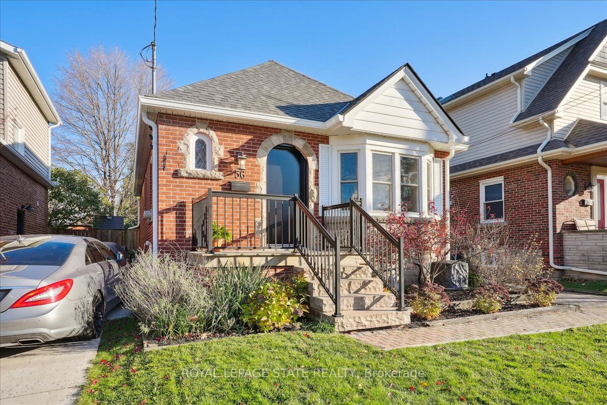 56 Uplands Ave