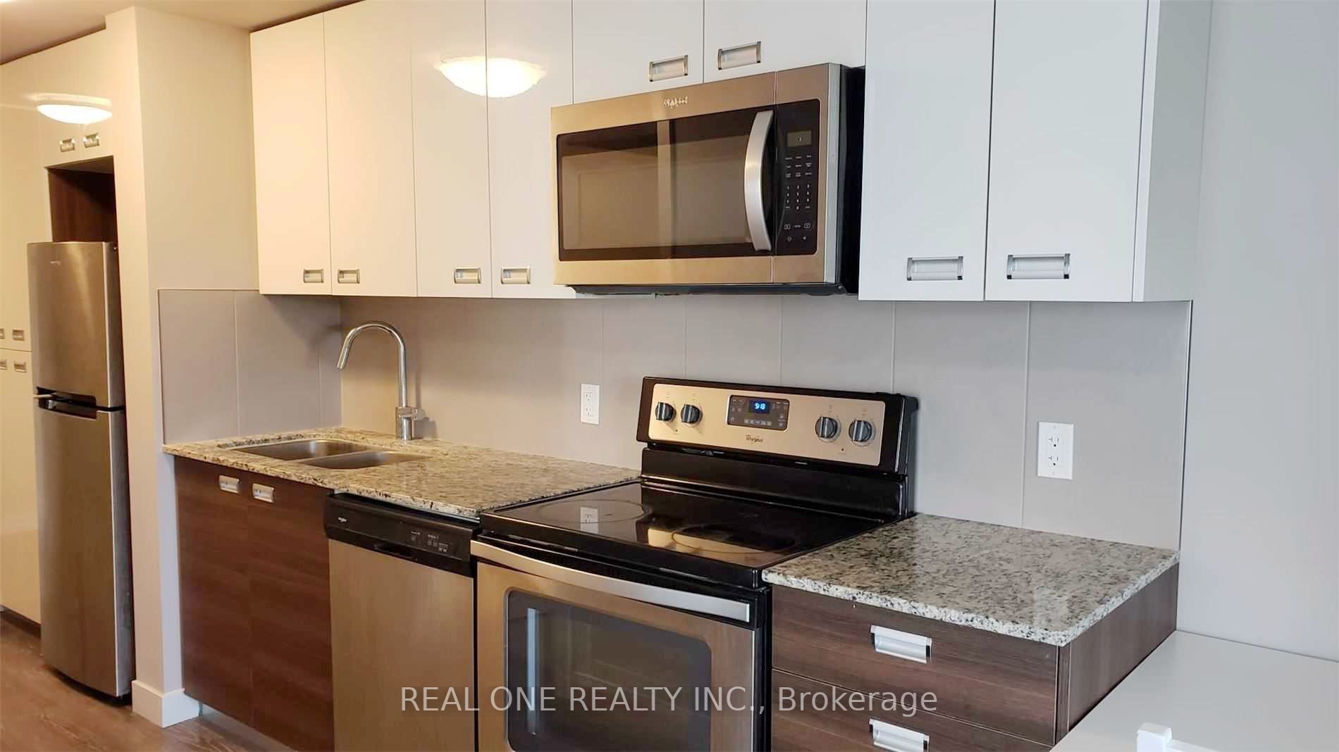 308 Lester St, #524