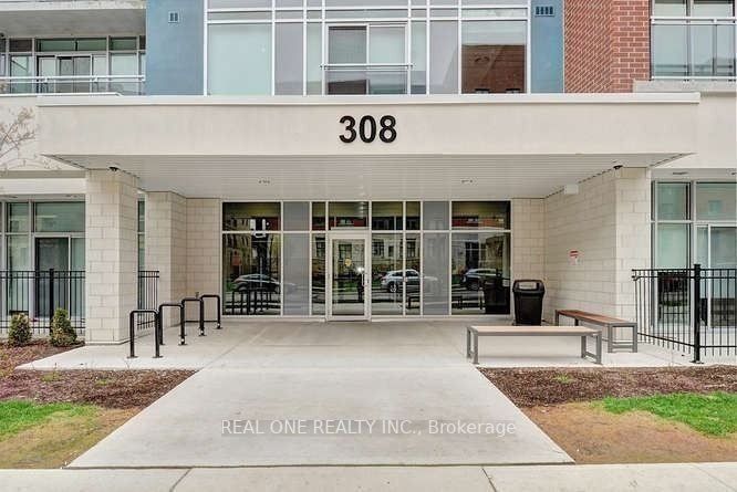 308 Lester St, #524