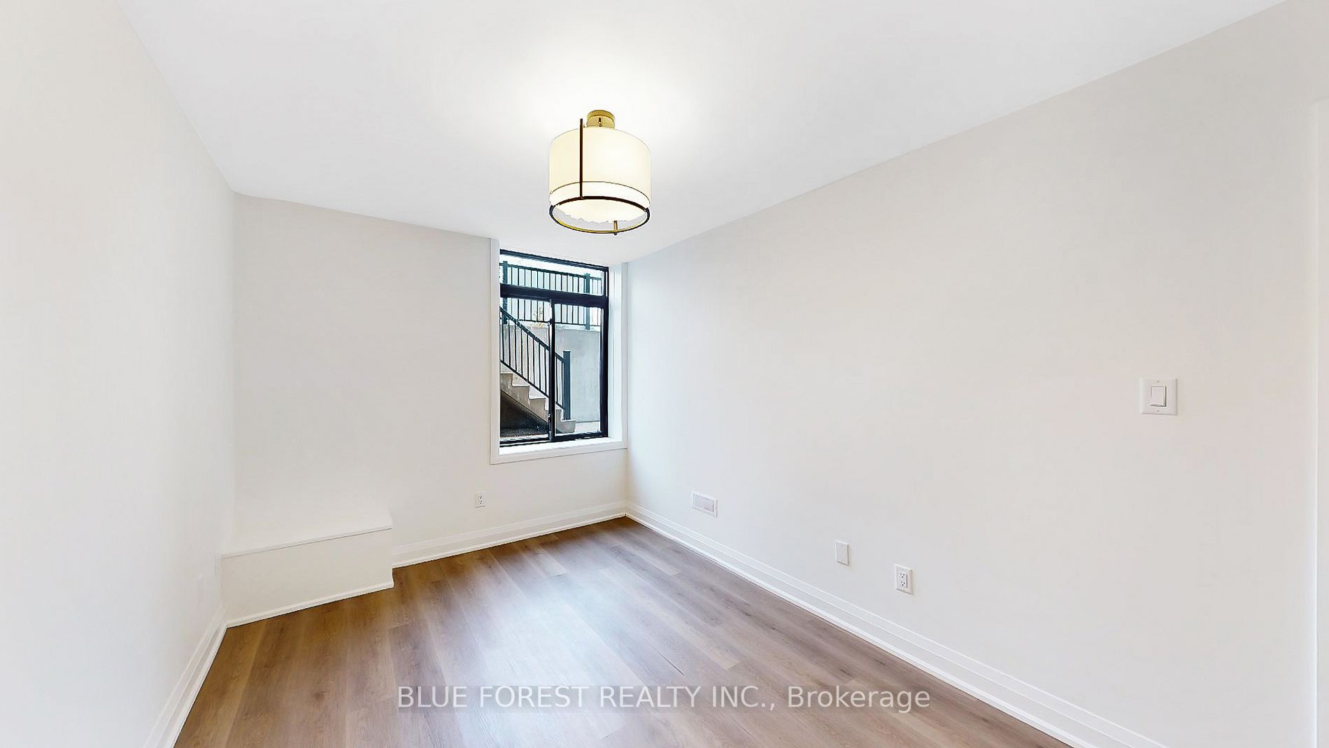 3900 Savoy St, #1